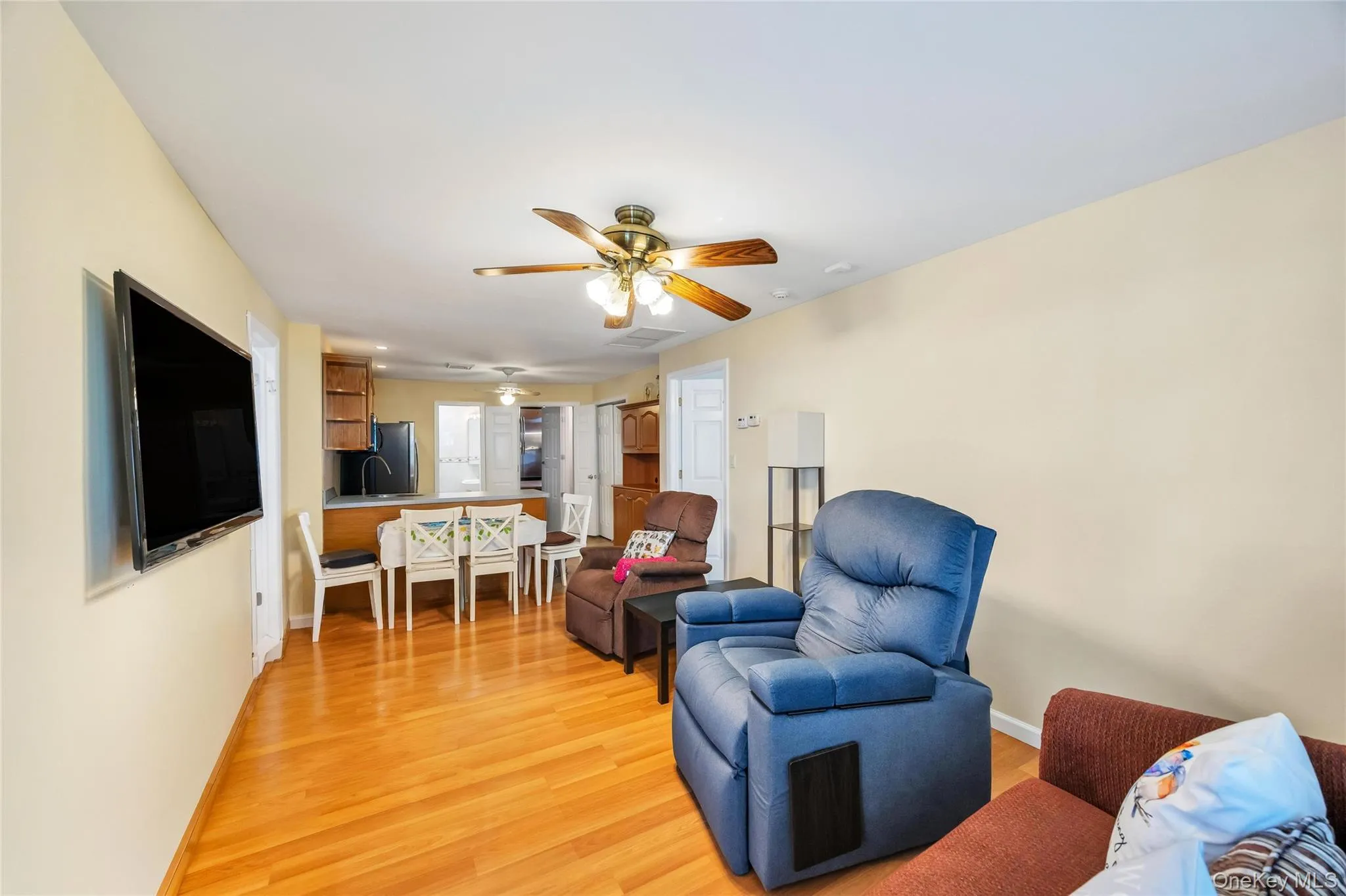 35 Jerold Street, Oyster Bay, NY, 5 Bedrooms Bedrooms, 12 Rooms Rooms,3 BathroomsBathrooms,Residential,For Rent,Jerold,0,1028652 35 Jerold Street, Oyster Bay, NY, 5 Bedrooms Bedrooms, 12 Rooms Rooms,3 BathroomsBathrooms,Residential,For Rent,Jerold,0,1028652