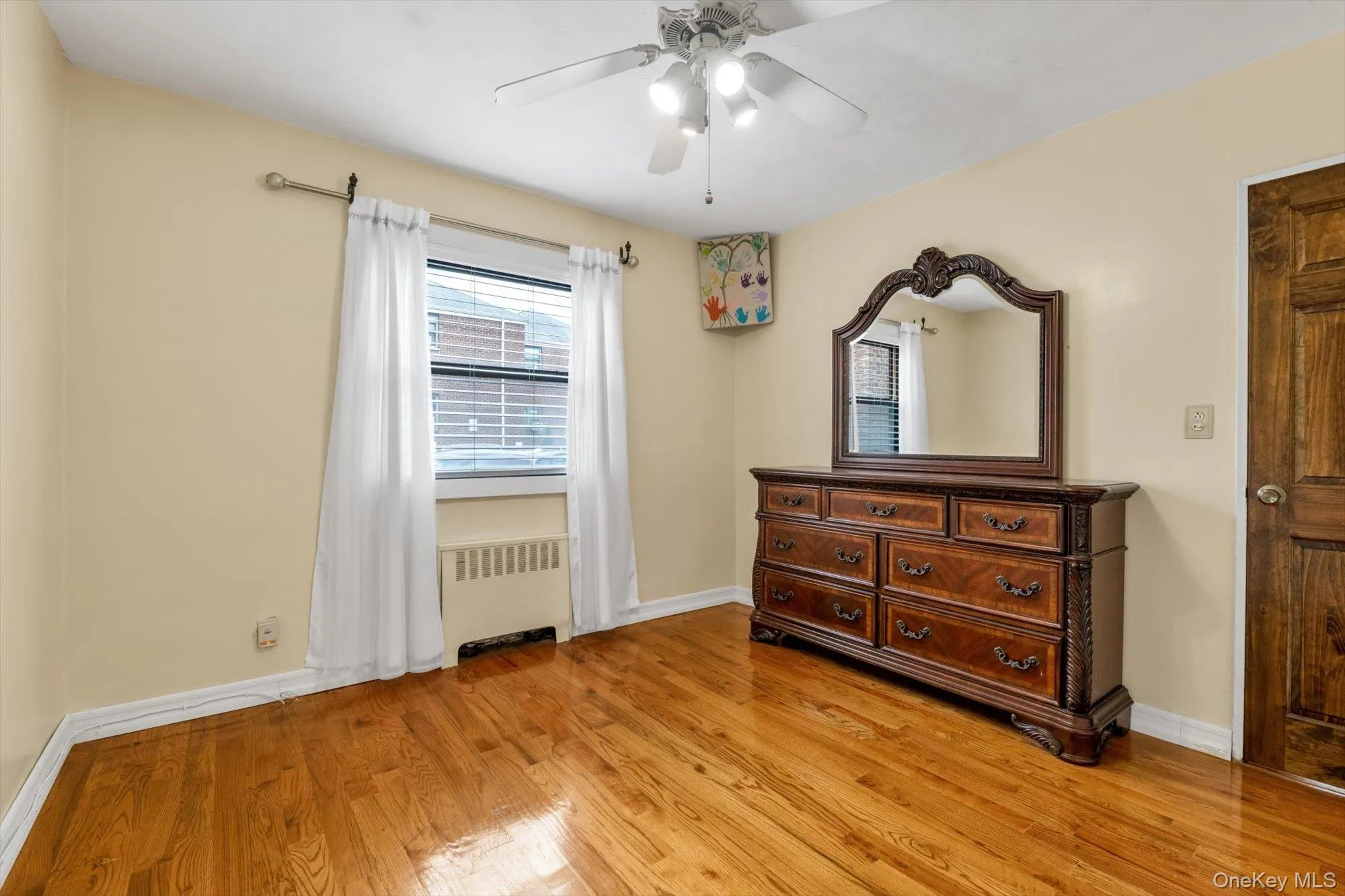 163-02 Willets Point Blvd., New York, NY, 2 Bedrooms Bedrooms, 5 Rooms Rooms,1 BathroomBathrooms,Residential,For Rent,Willets Point Blvd.,0,1028658 163-02 Willets Point Blvd., New York, NY, 2 Bedrooms Bedrooms, 5 Rooms Rooms,1 BathroomBathrooms,Residential,For Rent,Willets Point Blvd.,0,1028658