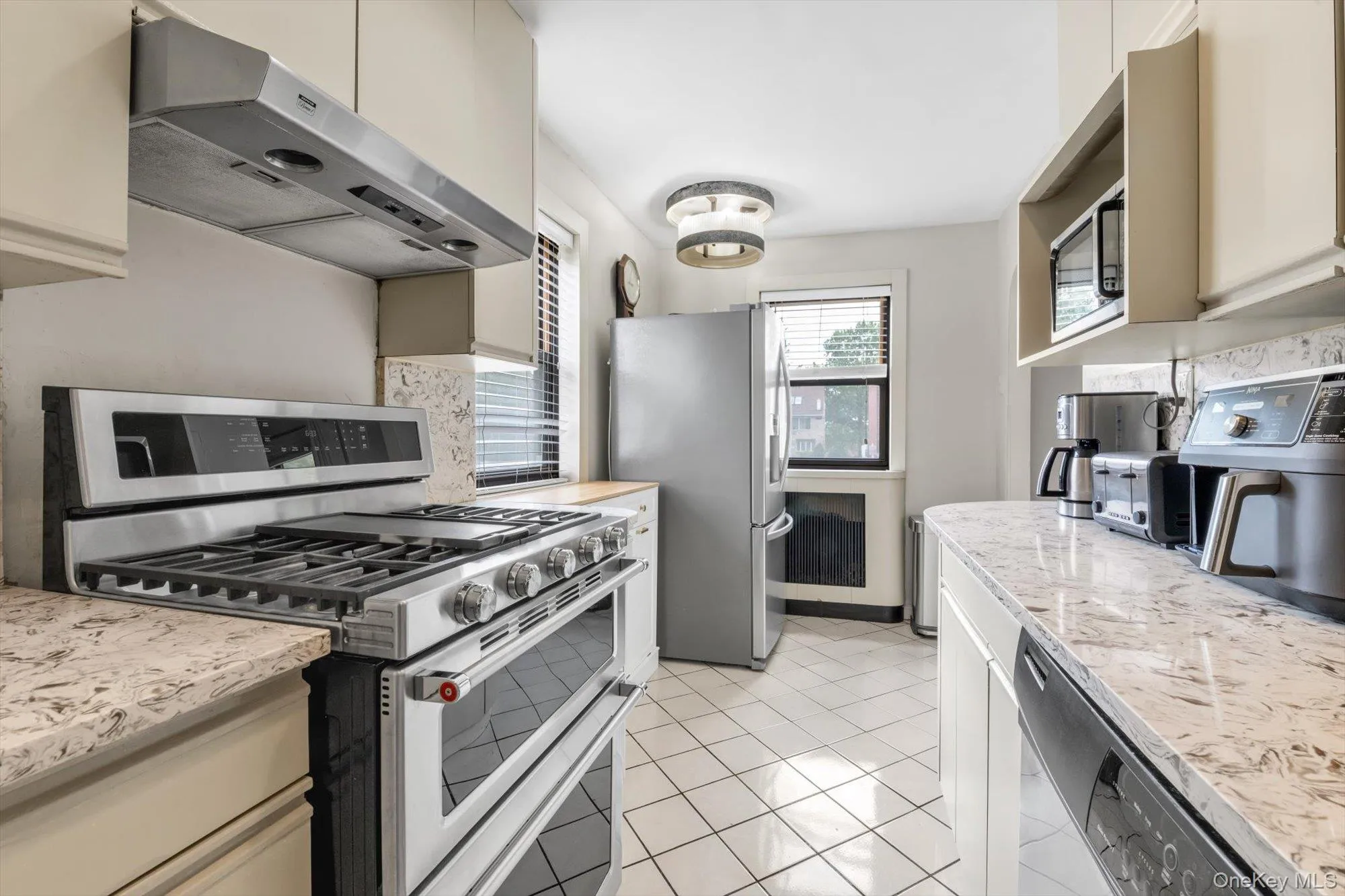 163-02 Willets Point Blvd., New York, NY, 2 Bedrooms Bedrooms, 5 Rooms Rooms,1 BathroomBathrooms,Residential,For Rent,Willets Point Blvd.,0,1028658 163-02 Willets Point Blvd., New York, NY, 2 Bedrooms Bedrooms, 5 Rooms Rooms,1 BathroomBathrooms,Residential,For Rent,Willets Point Blvd.,0,1028658