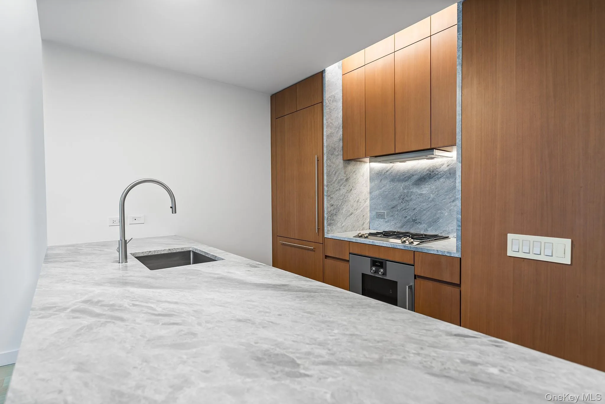 611 56th Street, New York, NY, 1 Bedroom Bedrooms, 3 Rooms Rooms,1 BathroomBathrooms,Residential,For Rent,56th,0,1028661 611 56th Street, New York, NY, 1 Bedroom Bedrooms, 3 Rooms Rooms,1 BathroomBathrooms,Residential,For Rent,56th,0,1028661