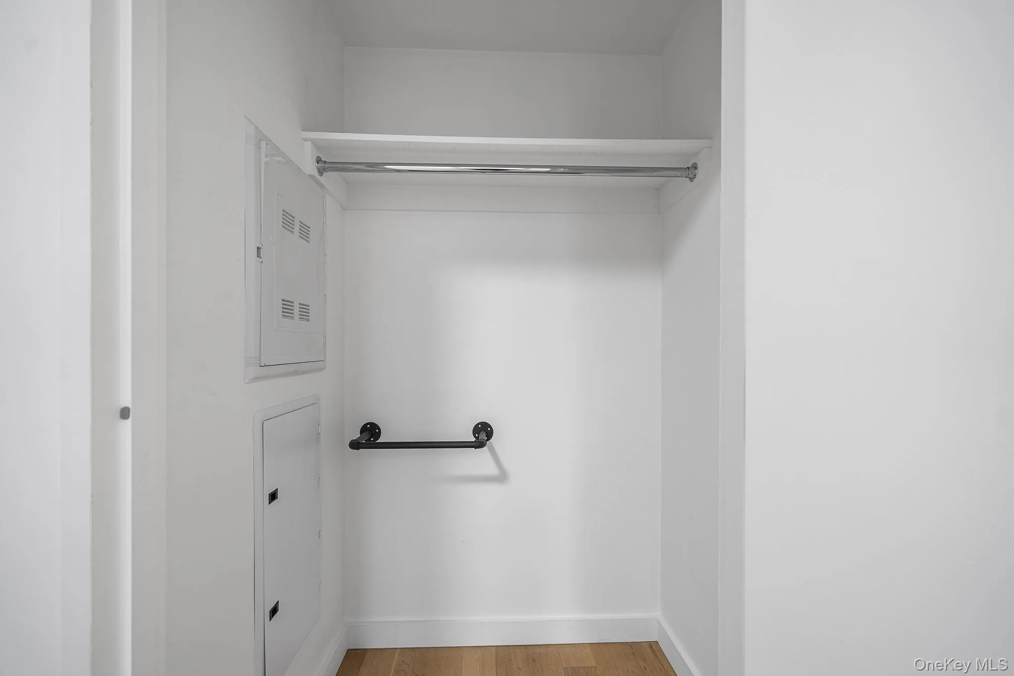611 56th Street, New York, NY, 1 Bedroom Bedrooms, 3 Rooms Rooms,1 BathroomBathrooms,Residential,For Rent,56th,0,1028661 611 56th Street, New York, NY, 1 Bedroom Bedrooms, 3 Rooms Rooms,1 BathroomBathrooms,Residential,For Rent,56th,0,1028661