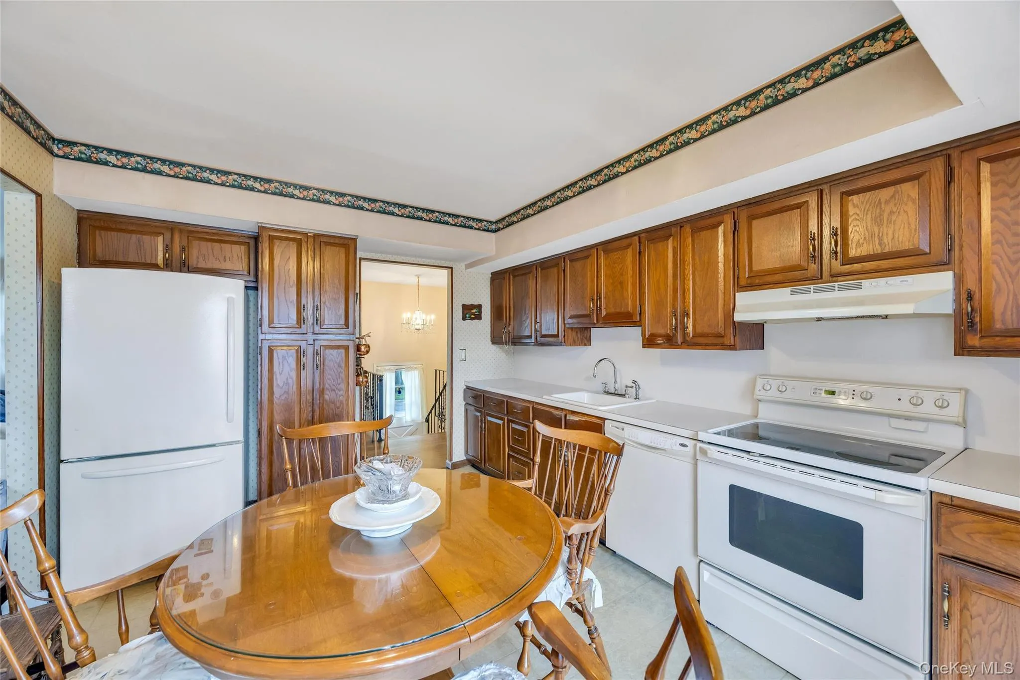 612 Vine Street, Babylon, NY, 4 Bedrooms Bedrooms, 10 Rooms Rooms,2 BathroomsBathrooms,Residential,For Rent,Vine,0,1028665 612 Vine Street, Babylon, NY, 4 Bedrooms Bedrooms, 10 Rooms Rooms,2 BathroomsBathrooms,Residential,For Rent,Vine,0,1028665
