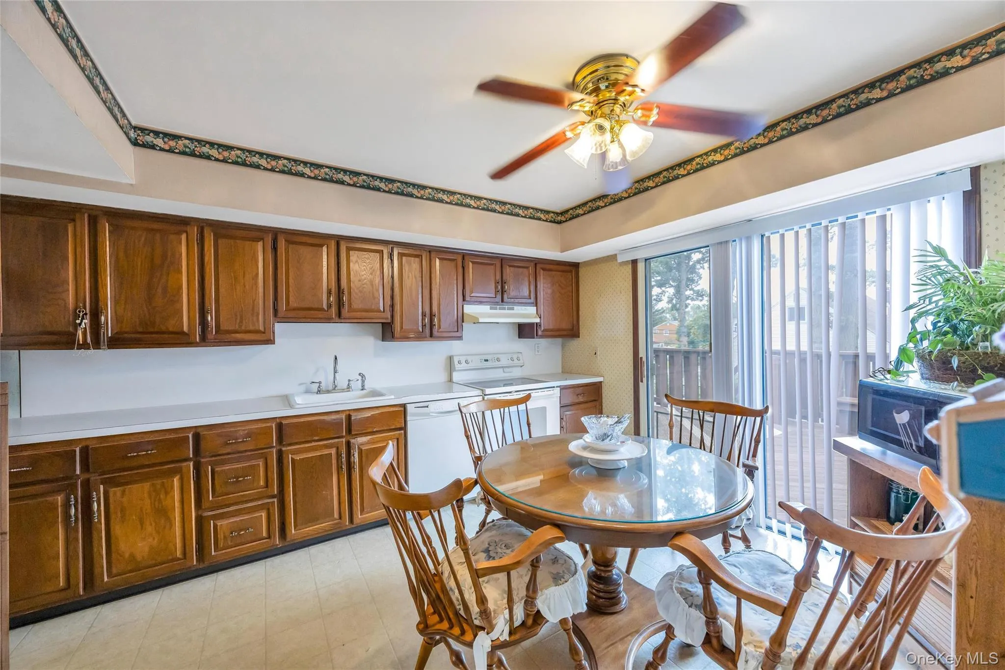 612 Vine Street, Babylon, NY, 4 Bedrooms Bedrooms, 10 Rooms Rooms,2 BathroomsBathrooms,Residential,For Rent,Vine,0,1028665 612 Vine Street, Babylon, NY, 4 Bedrooms Bedrooms, 10 Rooms Rooms,2 BathroomsBathrooms,Residential,For Rent,Vine,0,1028665