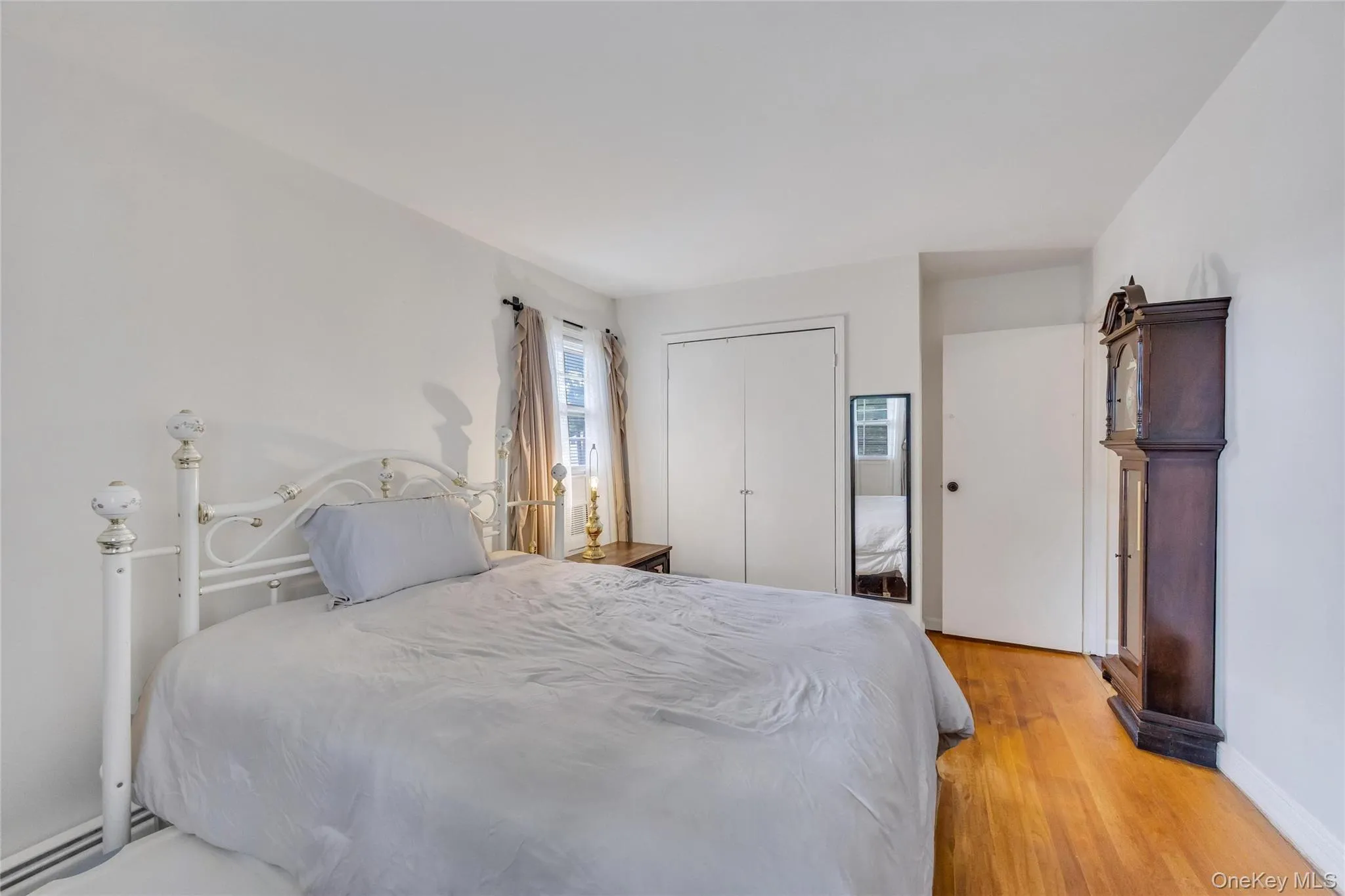 612 Vine Street, Babylon, NY, 4 Bedrooms Bedrooms, 10 Rooms Rooms,2 BathroomsBathrooms,Residential,For Rent,Vine,0,1028665 612 Vine Street, Babylon, NY, 4 Bedrooms Bedrooms, 10 Rooms Rooms,2 BathroomsBathrooms,Residential,For Rent,Vine,0,1028665