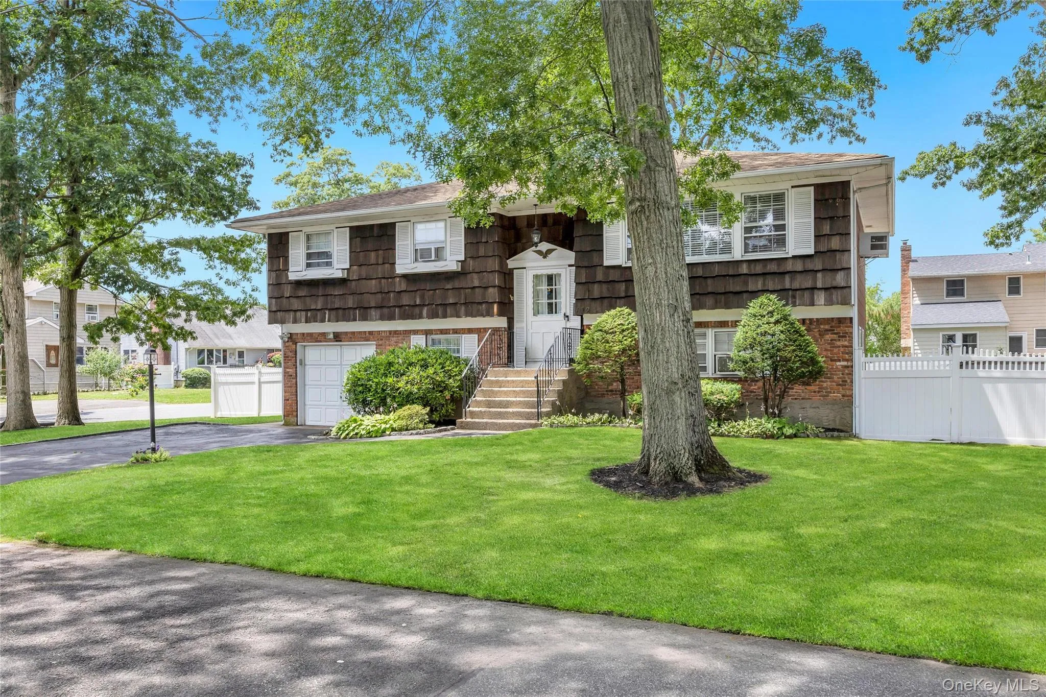 612 Vine Street, Babylon, NY, 4 Bedrooms Bedrooms, 10 Rooms Rooms,2 BathroomsBathrooms,Residential,For Rent,Vine,0,1028665 612 Vine Street, Babylon, NY, 4 Bedrooms Bedrooms, 10 Rooms Rooms,2 BathroomsBathrooms,Residential,For Rent,Vine,0,1028665