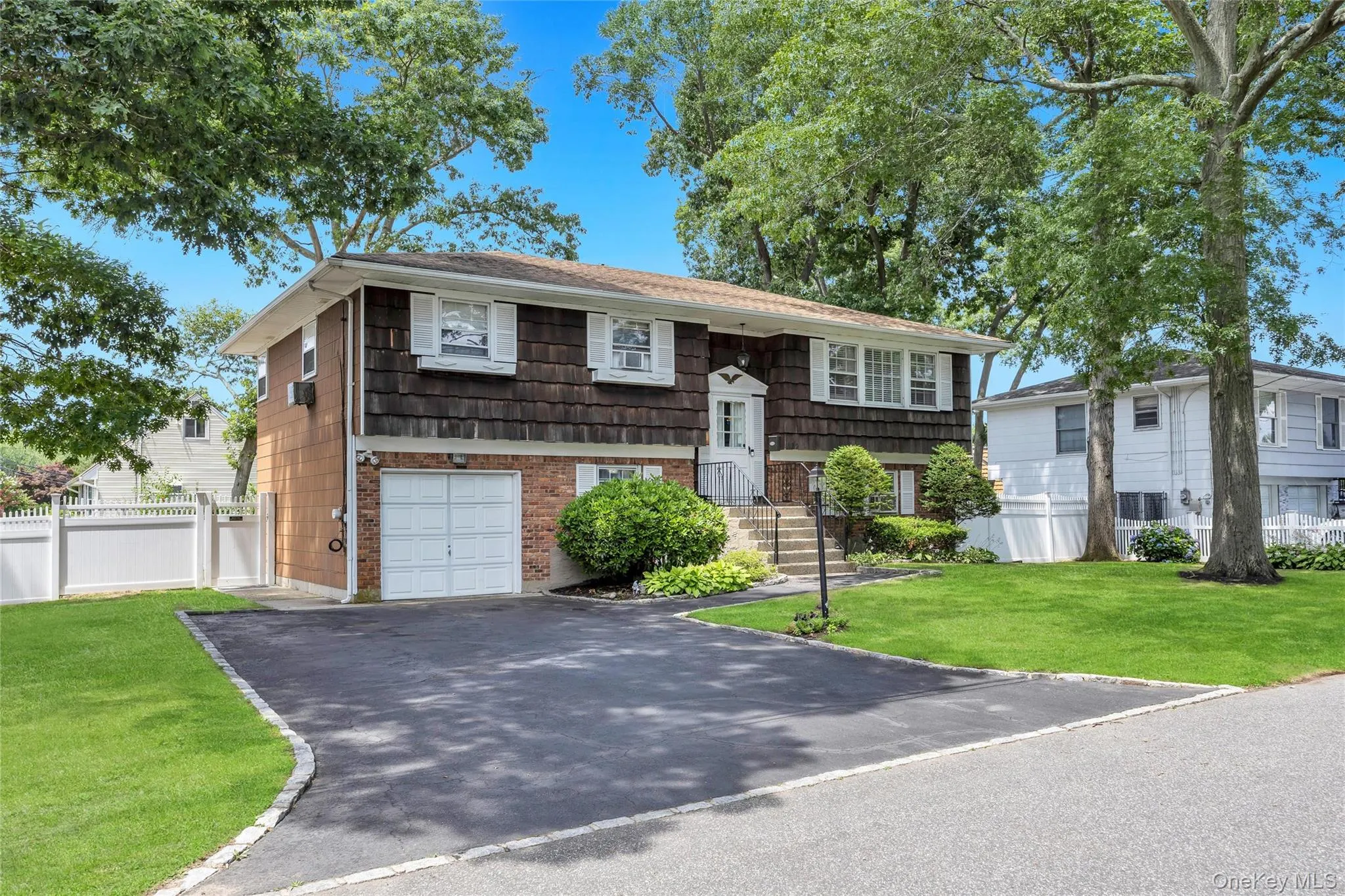 612 Vine Street, Babylon, NY, 4 Bedrooms Bedrooms, 10 Rooms Rooms,2 BathroomsBathrooms,Residential,For Rent,Vine,0,1028665 612 Vine Street, Babylon, NY, 4 Bedrooms Bedrooms, 10 Rooms Rooms,2 BathroomsBathrooms,Residential,For Rent,Vine,0,1028665