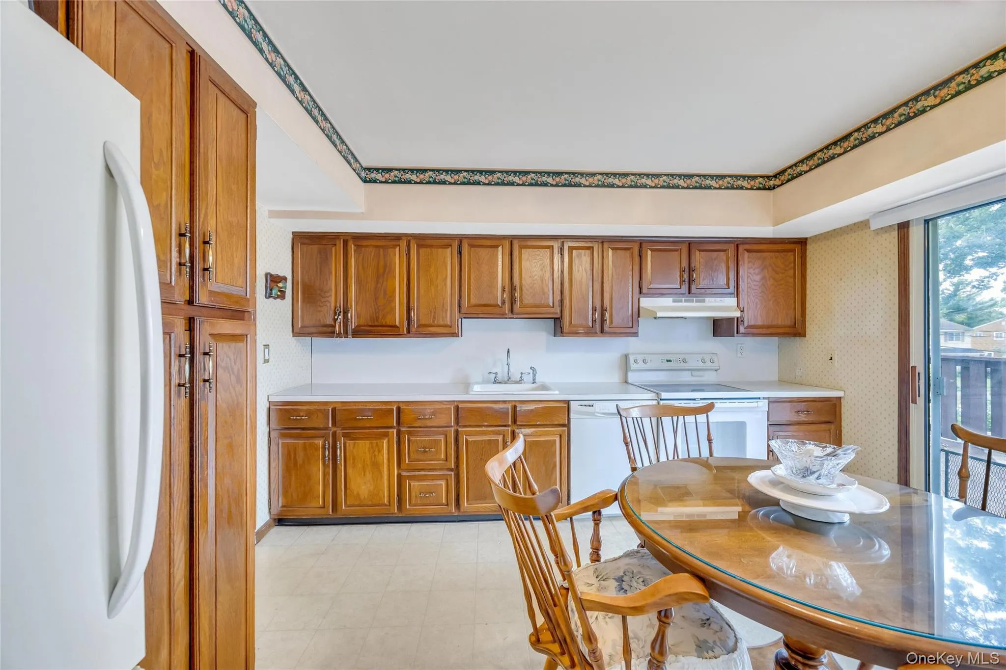 612 Vine Street, Babylon, NY, 4 Bedrooms Bedrooms, 10 Rooms Rooms,2 BathroomsBathrooms,Residential,For Rent,Vine,0,1028665 612 Vine Street, Babylon, NY, 4 Bedrooms Bedrooms, 10 Rooms Rooms,2 BathroomsBathrooms,Residential,For Rent,Vine,0,1028665