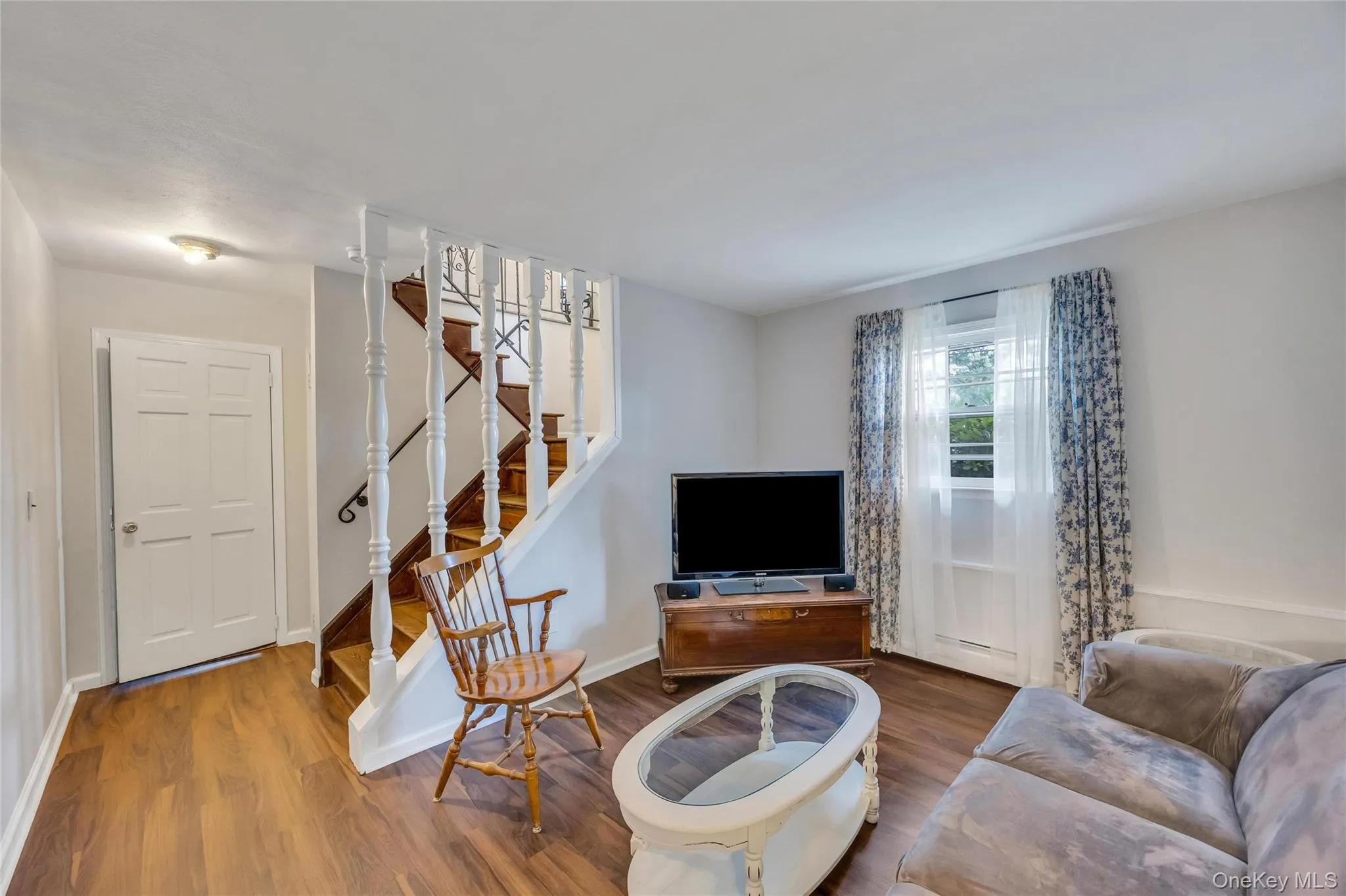 612 Vine Street, Babylon, NY, 4 Bedrooms Bedrooms, 10 Rooms Rooms,2 BathroomsBathrooms,Residential,For Rent,Vine,0,1028665 612 Vine Street, Babylon, NY, 4 Bedrooms Bedrooms, 10 Rooms Rooms,2 BathroomsBathrooms,Residential,For Rent,Vine,0,1028665