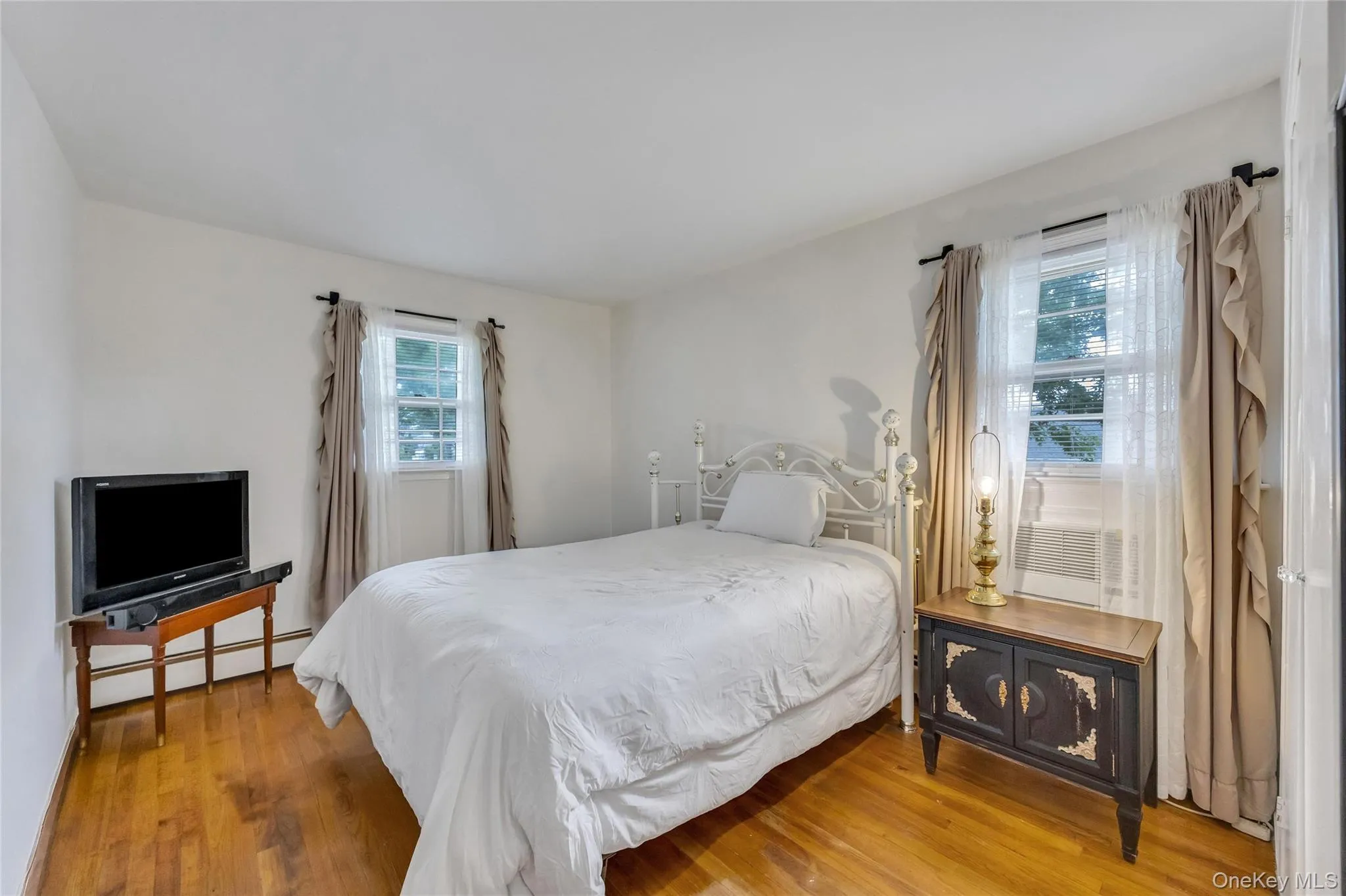 612 Vine Street, Babylon, NY, 4 Bedrooms Bedrooms, 10 Rooms Rooms,2 BathroomsBathrooms,Residential,For Rent,Vine,0,1028665 612 Vine Street, Babylon, NY, 4 Bedrooms Bedrooms, 10 Rooms Rooms,2 BathroomsBathrooms,Residential,For Rent,Vine,0,1028665