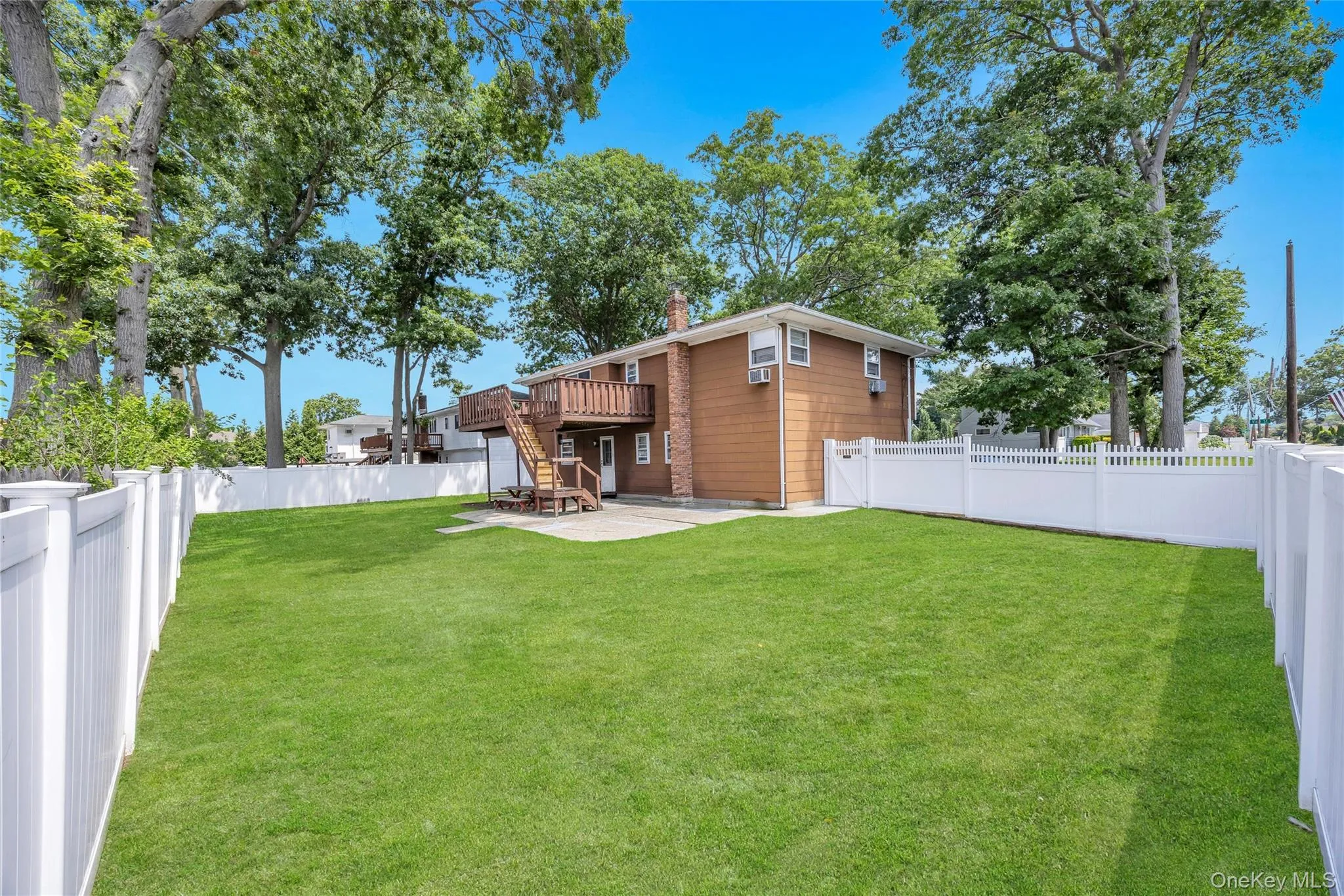 612 Vine Street, Babylon, NY, 4 Bedrooms Bedrooms, 10 Rooms Rooms,2 BathroomsBathrooms,Residential,For Rent,Vine,0,1028665 612 Vine Street, Babylon, NY, 4 Bedrooms Bedrooms, 10 Rooms Rooms,2 BathroomsBathrooms,Residential,For Rent,Vine,0,1028665
