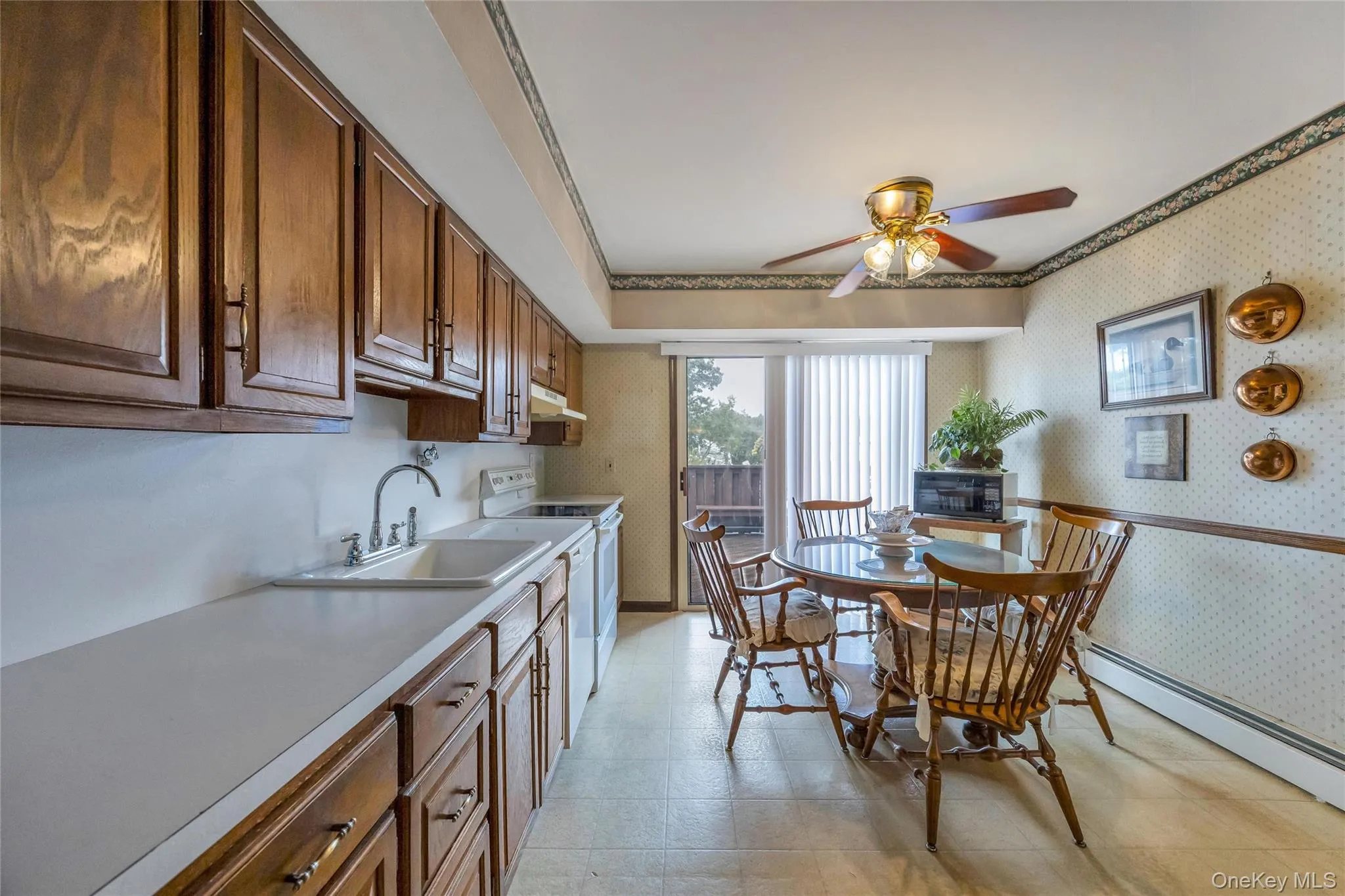 612 Vine Street, Babylon, NY, 4 Bedrooms Bedrooms, 10 Rooms Rooms,2 BathroomsBathrooms,Residential,For Rent,Vine,0,1028665 612 Vine Street, Babylon, NY, 4 Bedrooms Bedrooms, 10 Rooms Rooms,2 BathroomsBathrooms,Residential,For Rent,Vine,0,1028665