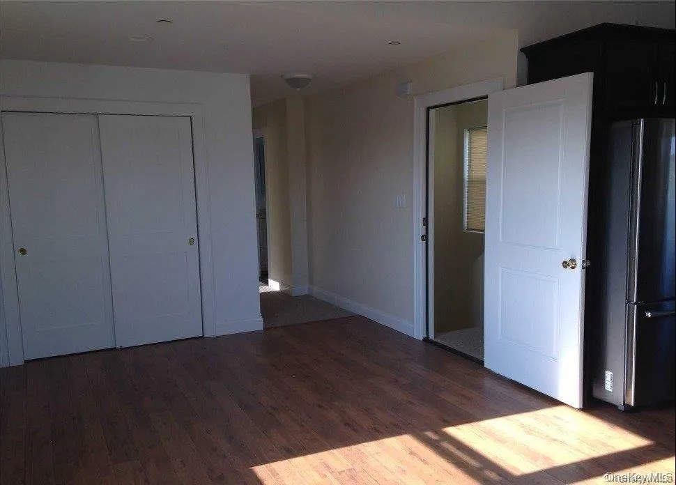 469 Hudson Street, Long Beach, NY, 3 Bedrooms Bedrooms, 6 Rooms Rooms,2 BathroomsBathrooms,Residential Lease,For Rent,Hudson,0,1028669 469 Hudson Street, Long Beach, NY, 3 Bedrooms Bedrooms, 6 Rooms Rooms,2 BathroomsBathrooms,Residential Lease,For Rent,Hudson,0,1028669
