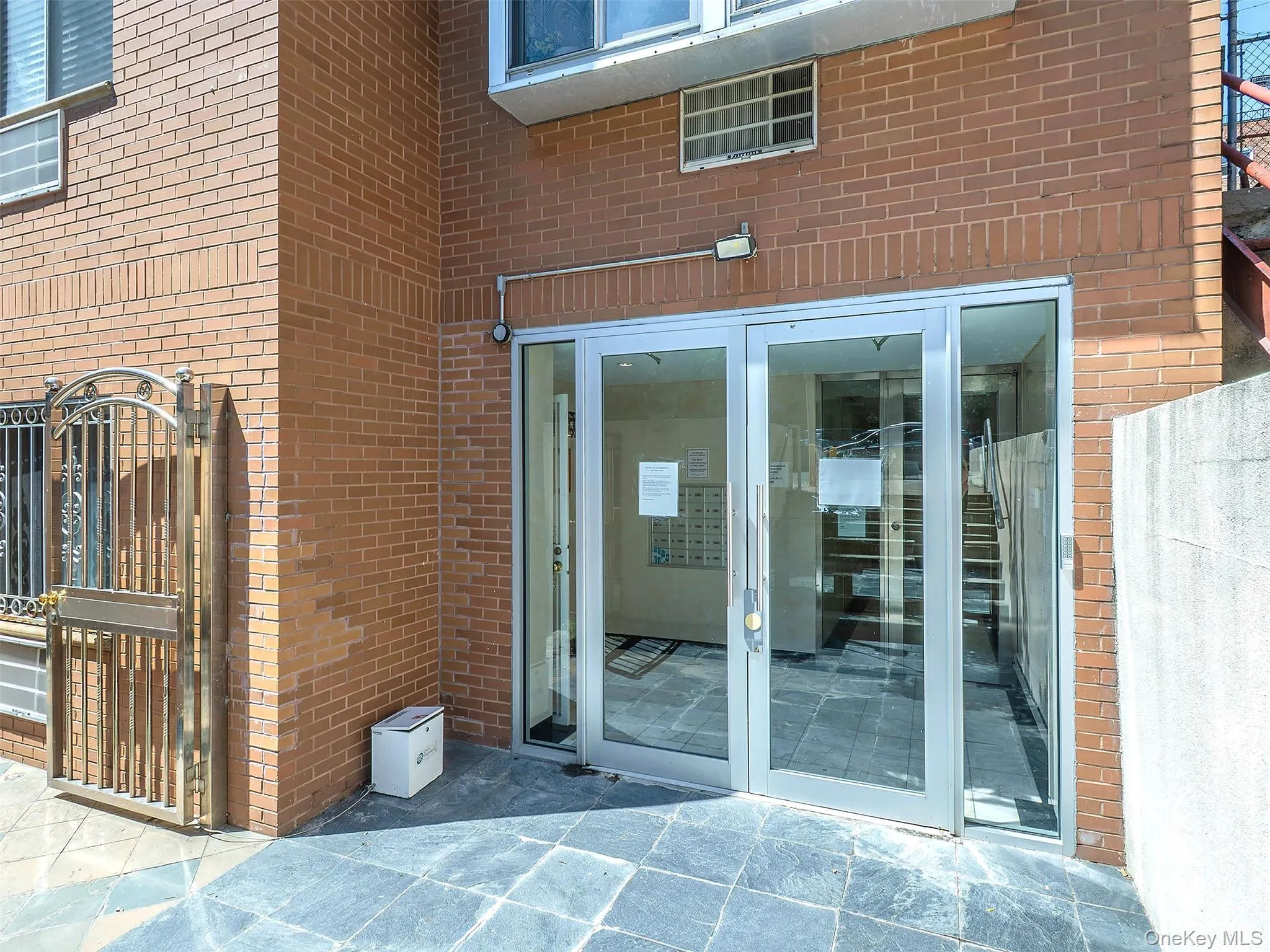 139-87 35th Avenue, New York, NY, 2 Bedrooms Bedrooms, 4 Rooms Rooms,2 BathroomsBathrooms,Residential,For Rent,35th,0,1028670 139-87 35th Avenue, New York, NY, 2 Bedrooms Bedrooms, 4 Rooms Rooms,2 BathroomsBathrooms,Residential,For Rent,35th,0,1028670