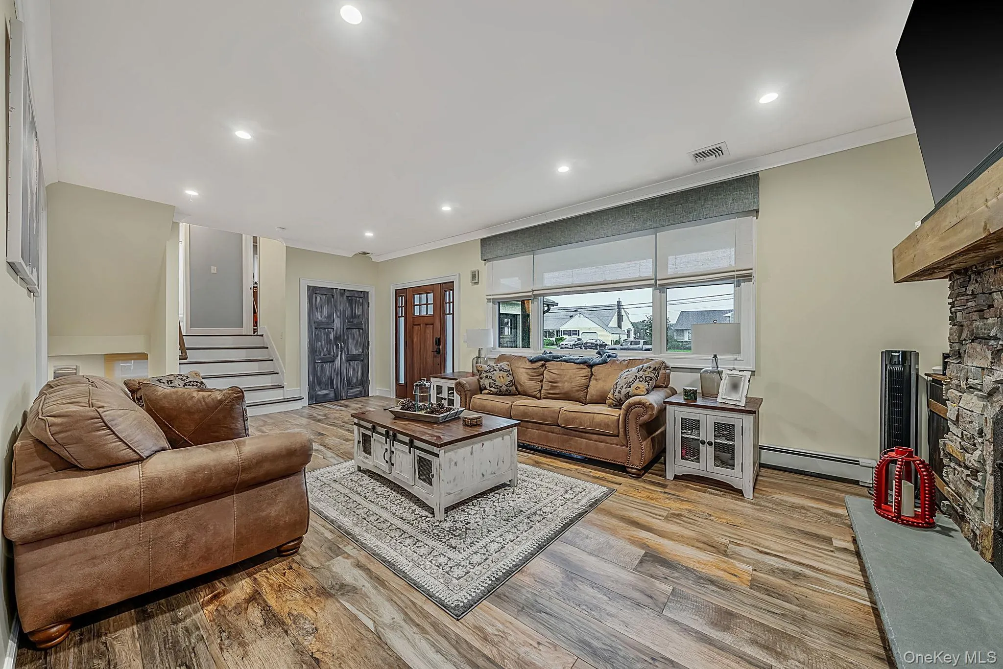 511 Devon Place, Islip, NY, 4 Bedrooms Bedrooms, 8 Rooms Rooms,2 BathroomsBathrooms,Residential,For Rent,Devon,0,1028676 511 Devon Place, Islip, NY, 4 Bedrooms Bedrooms, 8 Rooms Rooms,2 BathroomsBathrooms,Residential,For Rent,Devon,0,1028676