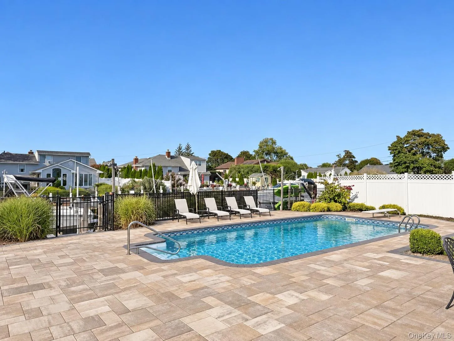 511 Devon Place, Islip, NY, 4 Bedrooms Bedrooms, 8 Rooms Rooms,2 BathroomsBathrooms,Residential,For Rent,Devon,0,1028676 511 Devon Place, Islip, NY, 4 Bedrooms Bedrooms, 8 Rooms Rooms,2 BathroomsBathrooms,Residential,For Rent,Devon,0,1028676