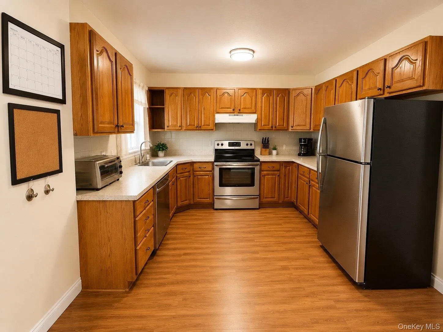 315 Paumanake Avenue, Islip, NY, 3 Bedrooms Bedrooms, 6 Rooms Rooms,1 BathroomBathrooms,Residential Lease,For Rent,Paumanake,0,1028678 315 Paumanake Avenue, Islip, NY, 3 Bedrooms Bedrooms, 6 Rooms Rooms,1 BathroomBathrooms,Residential Lease,For Rent,Paumanake,0,1028678
