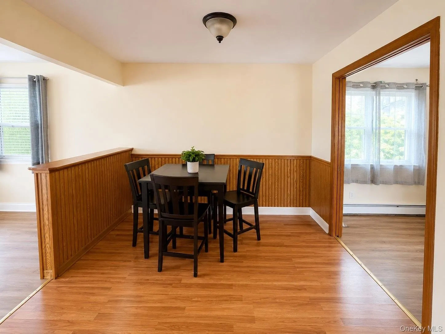 315 Paumanake Avenue, Islip, NY, 3 Bedrooms Bedrooms, 6 Rooms Rooms,1 BathroomBathrooms,Residential Lease,For Rent,Paumanake,0,1028678 315 Paumanake Avenue, Islip, NY, 3 Bedrooms Bedrooms, 6 Rooms Rooms,1 BathroomBathrooms,Residential Lease,For Rent,Paumanake,0,1028678