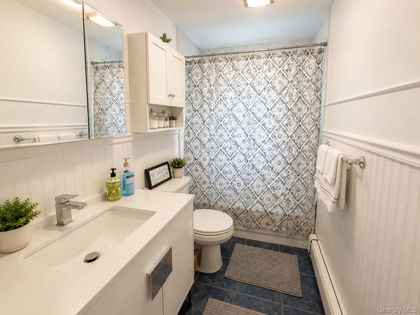 315 Paumanake Avenue, Islip, NY, 3 Bedrooms Bedrooms, 6 Rooms Rooms,1 BathroomBathrooms,Residential Lease,For Rent,Paumanake,0,1028678 315 Paumanake Avenue, Islip, NY, 3 Bedrooms Bedrooms, 6 Rooms Rooms,1 BathroomBathrooms,Residential Lease,For Rent,Paumanake,0,1028678