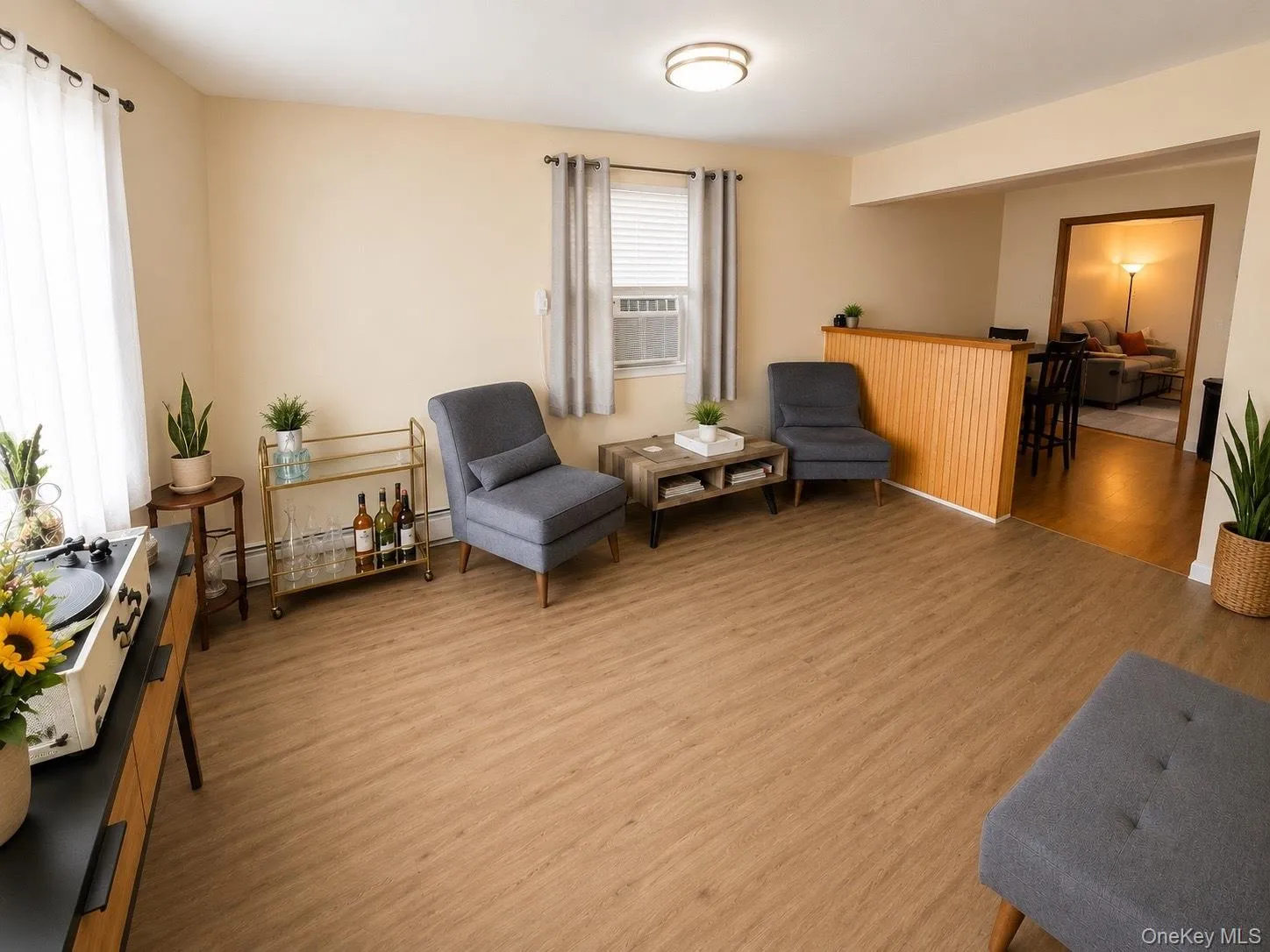 315 Paumanake Avenue, Islip, NY, 3 Bedrooms Bedrooms, 6 Rooms Rooms,1 BathroomBathrooms,Residential Lease,For Rent,Paumanake,0,1028678 315 Paumanake Avenue, Islip, NY, 3 Bedrooms Bedrooms, 6 Rooms Rooms,1 BathroomBathrooms,Residential Lease,For Rent,Paumanake,0,1028678