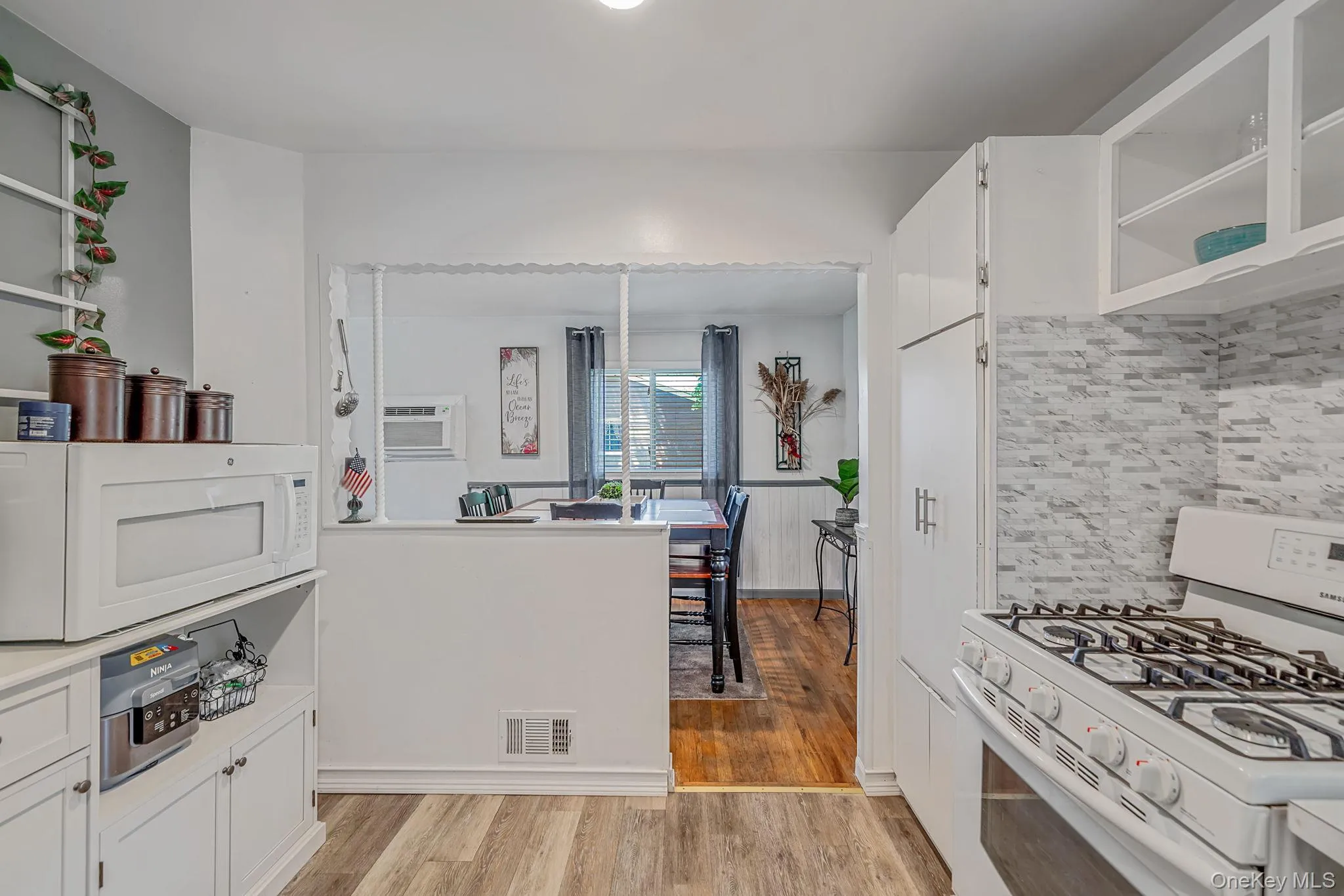 92 Rhode Island Avenue, Islip, NY, 4 Bedrooms Bedrooms, 8 Rooms Rooms,2 BathroomsBathrooms,Residential,For Rent,Rhode Island,0,1028681 92 Rhode Island Avenue, Islip, NY, 4 Bedrooms Bedrooms, 8 Rooms Rooms,2 BathroomsBathrooms,Residential,For Rent,Rhode Island,0,1028681