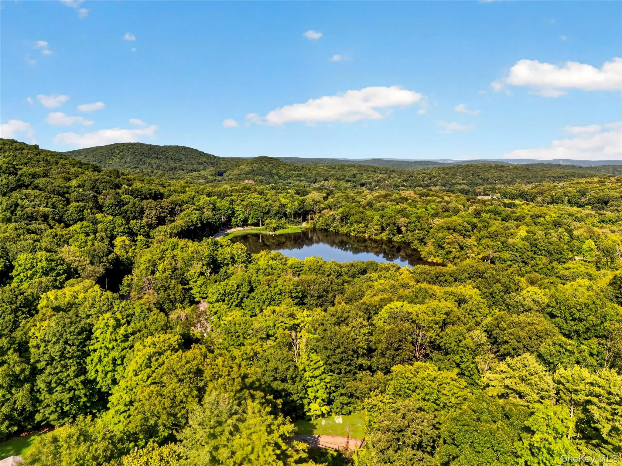 174 Milltown Road, East Fishkill, NY, 2 Bedrooms Bedrooms, 9 Rooms Rooms,2 BathroomsBathrooms,Residential,For Rent,Milltown,0,1028683 174 Milltown Road, East Fishkill, NY, 2 Bedrooms Bedrooms, 9 Rooms Rooms,2 BathroomsBathrooms,Residential,For Rent,Milltown,0,1028683