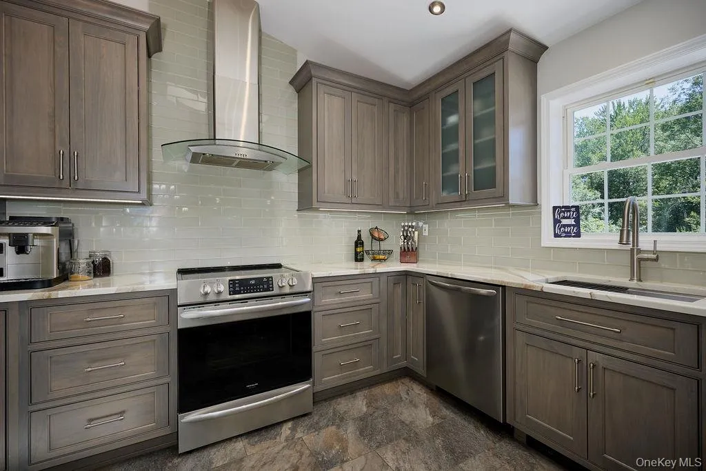 3 Justbrand Lane, La Grange, NY, 3 Bedrooms Bedrooms, 8 Rooms Rooms,3 BathroomsBathrooms,Residential,For Rent,Justbrand,0,1028685 3 Justbrand Lane, La Grange, NY, 3 Bedrooms Bedrooms, 8 Rooms Rooms,3 BathroomsBathrooms,Residential,For Rent,Justbrand,0,1028685