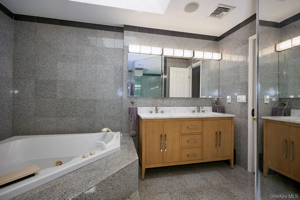 3 Justbrand Lane, La Grange, NY, 3 Bedrooms Bedrooms, 8 Rooms Rooms,3 BathroomsBathrooms,Residential,For Rent,Justbrand,0,1028685 3 Justbrand Lane, La Grange, NY, 3 Bedrooms Bedrooms, 8 Rooms Rooms,3 BathroomsBathrooms,Residential,For Rent,Justbrand,0,1028685