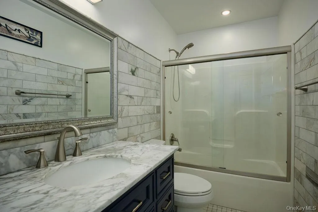 3 Justbrand Lane, La Grange, NY, 3 Bedrooms Bedrooms, 8 Rooms Rooms,3 BathroomsBathrooms,Residential,For Rent,Justbrand,0,1028685 3 Justbrand Lane, La Grange, NY, 3 Bedrooms Bedrooms, 8 Rooms Rooms,3 BathroomsBathrooms,Residential,For Rent,Justbrand,0,1028685