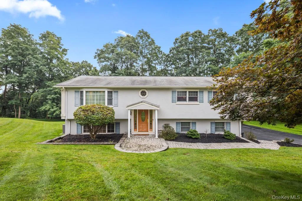 5 Newport Court, Ramapo, NY, 4 Bedrooms Bedrooms, 9 Rooms Rooms,3 BathroomsBathrooms,Residential,For Rent,Newport,0,1028686 5 Newport Court, Ramapo, NY, 4 Bedrooms Bedrooms, 9 Rooms Rooms,3 BathroomsBathrooms,Residential,For Rent,Newport,0,1028686