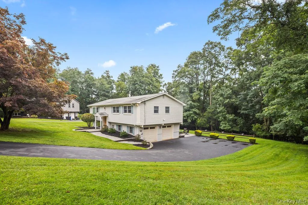 5 Newport Court, Ramapo, NY, 4 Bedrooms Bedrooms, 9 Rooms Rooms,3 BathroomsBathrooms,Residential,For Rent,Newport,0,1028686 5 Newport Court, Ramapo, NY, 4 Bedrooms Bedrooms, 9 Rooms Rooms,3 BathroomsBathrooms,Residential,For Rent,Newport,0,1028686