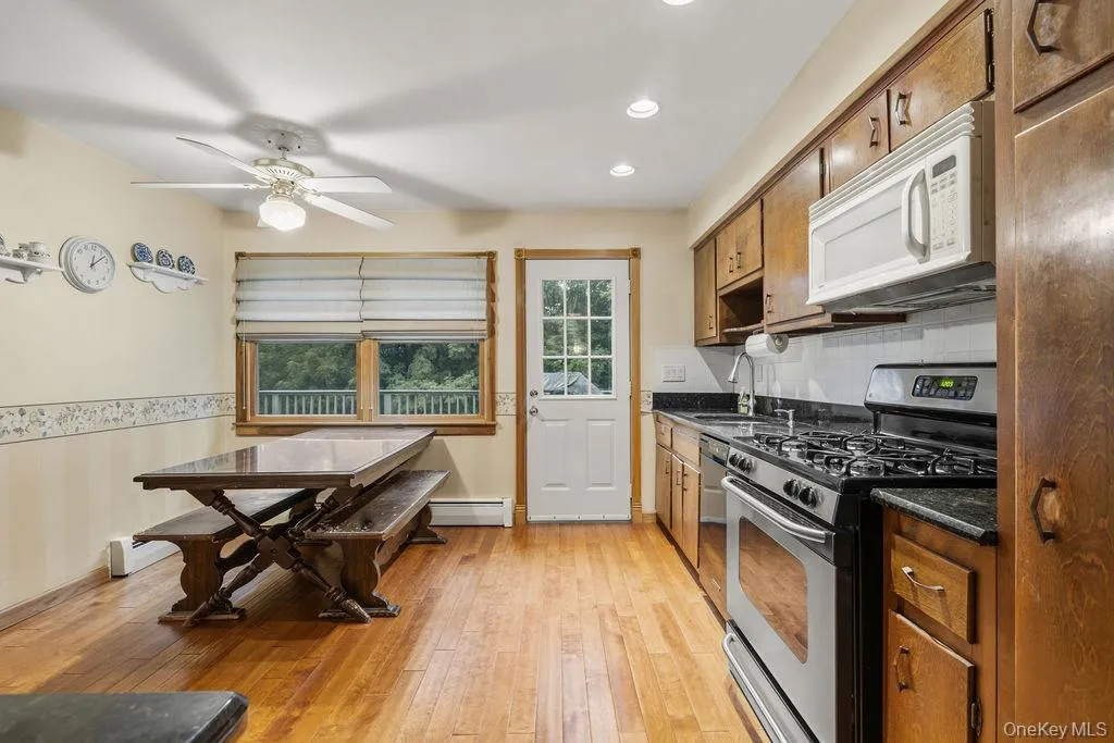 5 Newport Court, Ramapo, NY, 4 Bedrooms Bedrooms, 9 Rooms Rooms,3 BathroomsBathrooms,Residential,For Rent,Newport,0,1028686 5 Newport Court, Ramapo, NY, 4 Bedrooms Bedrooms, 9 Rooms Rooms,3 BathroomsBathrooms,Residential,For Rent,Newport,0,1028686