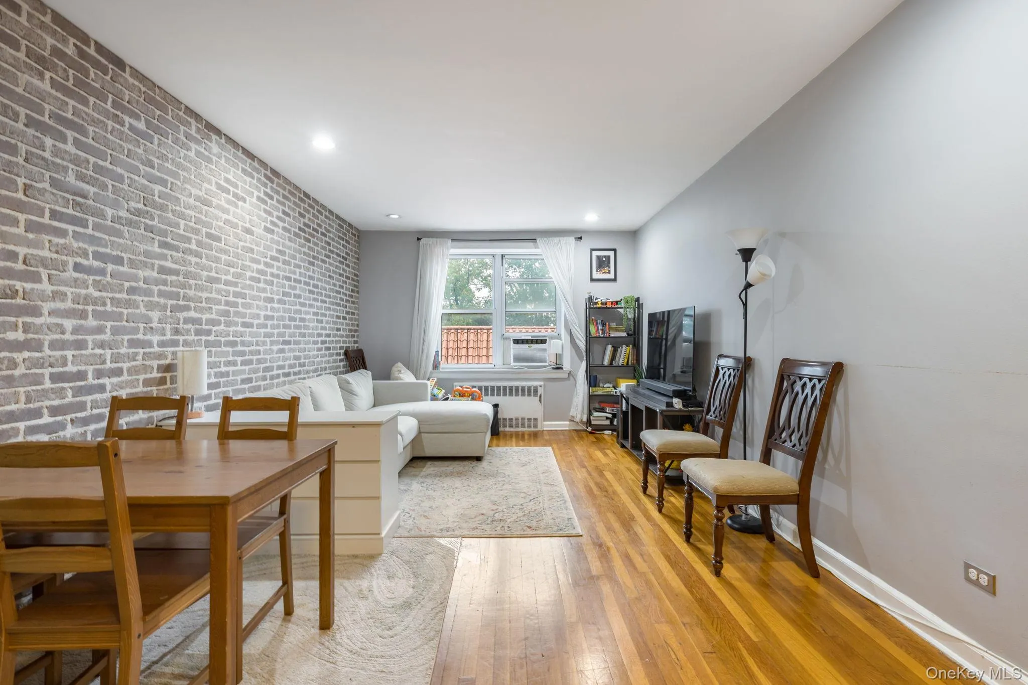 182-25 Wexford Terrace, New York, NY, 1 Bedroom Bedrooms, 3 Rooms Rooms,1 BathroomBathrooms,Residential,For Rent,Wexford,0,1028693 182-25 Wexford Terrace, New York, NY, 1 Bedroom Bedrooms, 3 Rooms Rooms,1 BathroomBathrooms,Residential,For Rent,Wexford,0,1028693