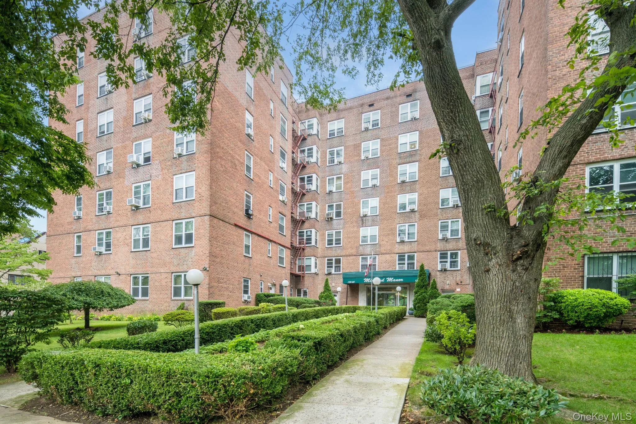 182-25 Wexford Terrace, New York, NY, 1 Bedroom Bedrooms, 3 Rooms Rooms,1 BathroomBathrooms,Residential,For Rent,Wexford,0,1028693 182-25 Wexford Terrace, New York, NY, 1 Bedroom Bedrooms, 3 Rooms Rooms,1 BathroomBathrooms,Residential,For Rent,Wexford,0,1028693