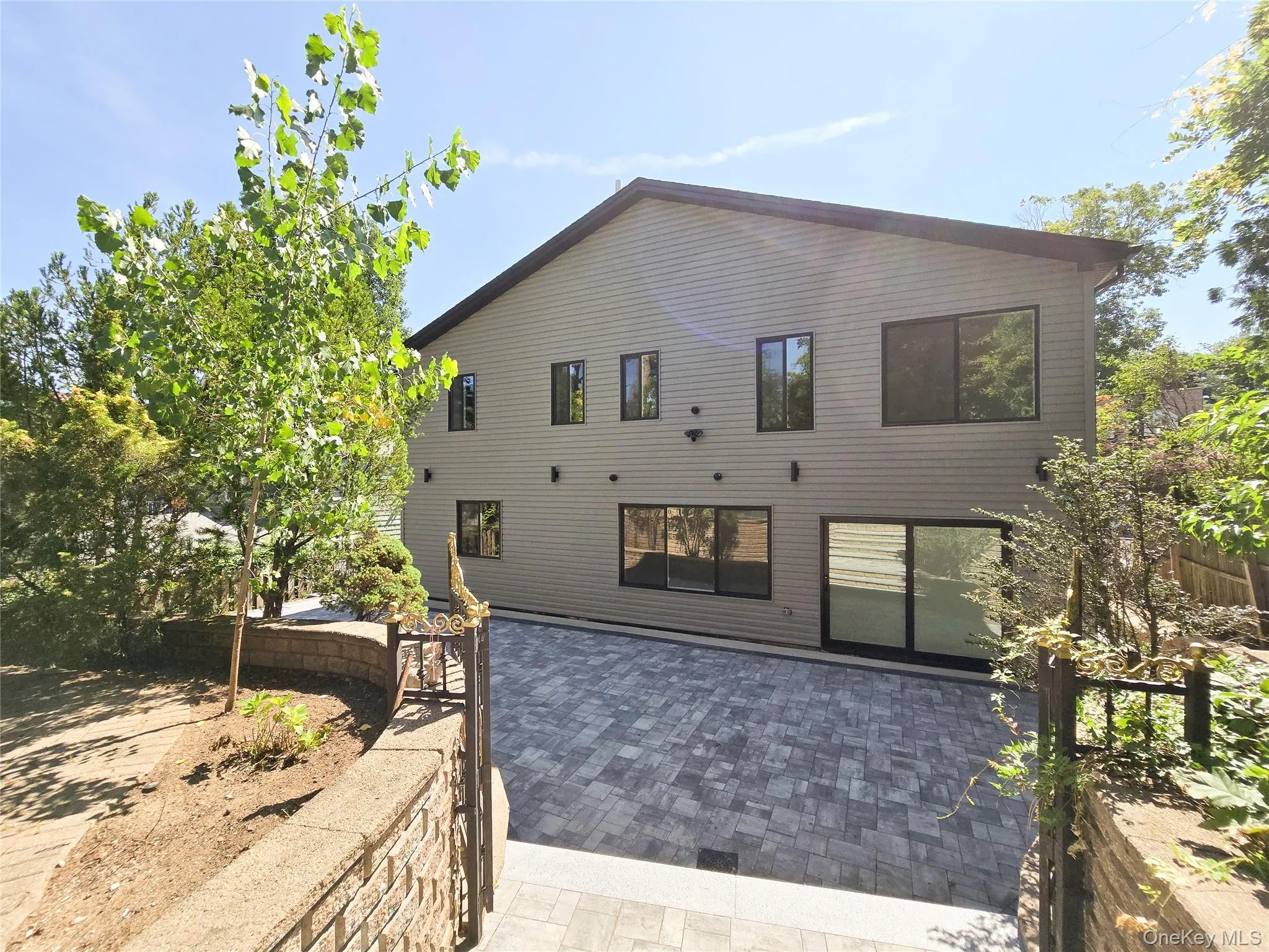 49-32 Annadale Lane, New York, NY, 4 Bedrooms Bedrooms, 10 Rooms Rooms,4 BathroomsBathrooms,Residential,For Rent,Annadale,0,1028697 49-32 Annadale Lane, New York, NY, 4 Bedrooms Bedrooms, 10 Rooms Rooms,4 BathroomsBathrooms,Residential,For Rent,Annadale,0,1028697