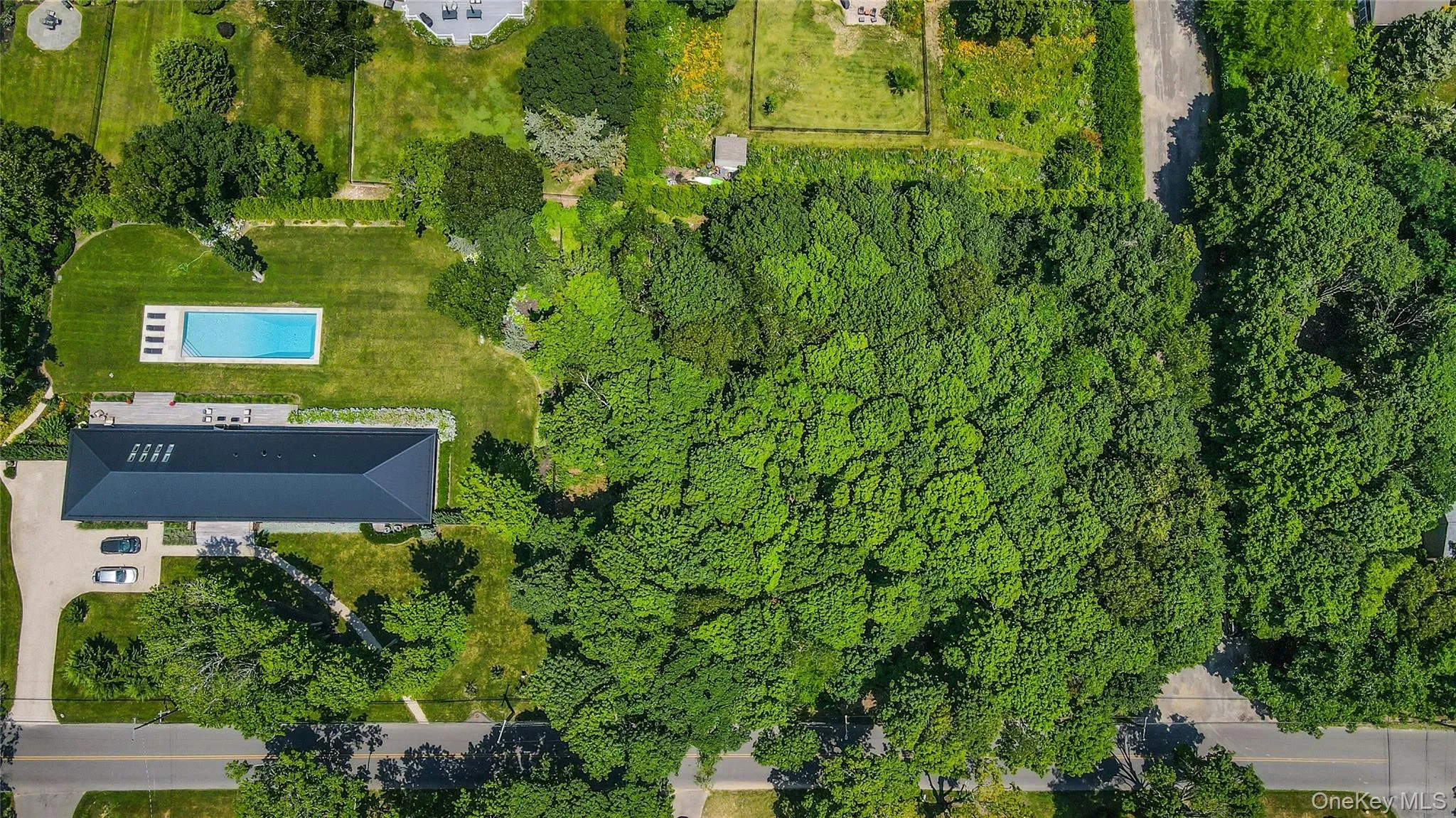 Secluded Corner Lot Secluded Corner Lot