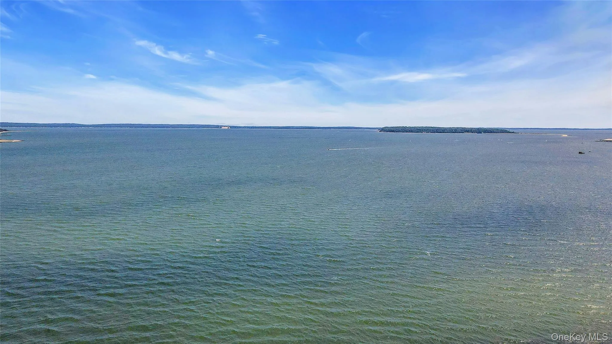 Peconic Bay with swimming, boating and kayaking Peconic Bay with swimming, boating and kayaking