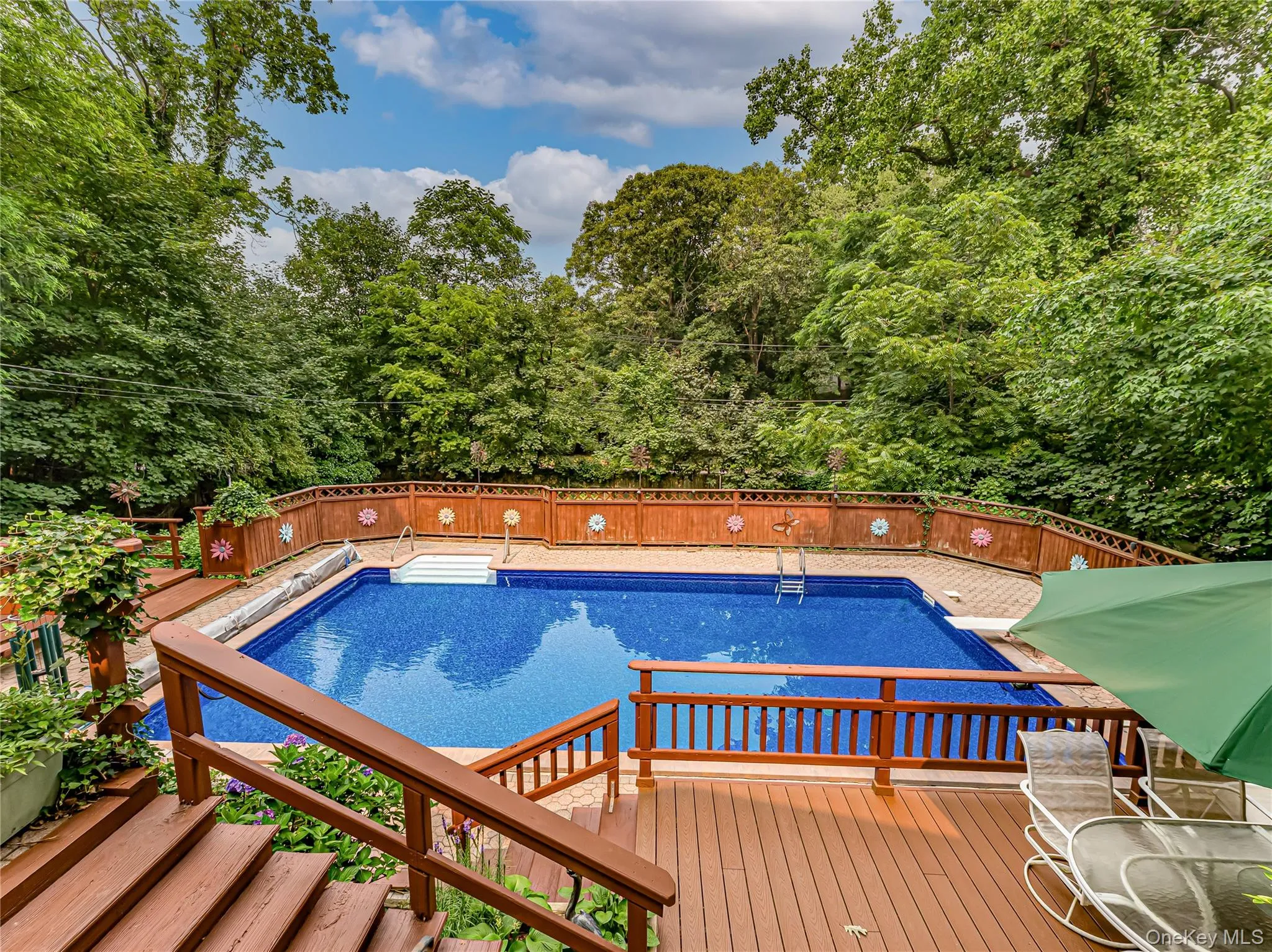 41 Oak Street, Smithtown, NY, 4 Bedrooms Bedrooms, 9 Rooms Rooms,2 BathroomsBathrooms,Residential,For Rent,Oak,0,1028706 41 Oak Street, Smithtown, NY, 4 Bedrooms Bedrooms, 9 Rooms Rooms,2 BathroomsBathrooms,Residential,For Rent,Oak,0,1028706