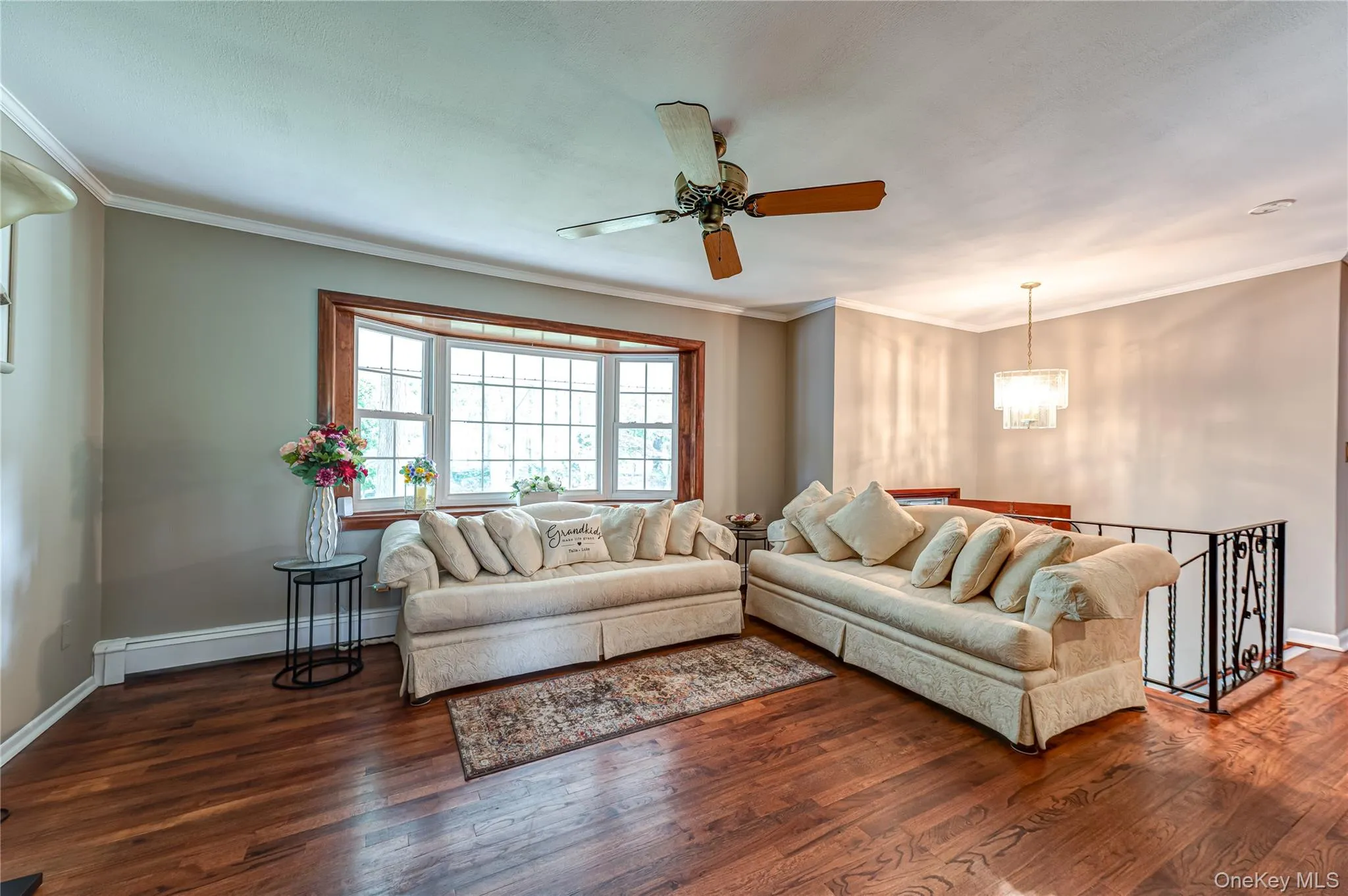 41 Oak Street, Smithtown, NY, 4 Bedrooms Bedrooms, 9 Rooms Rooms,2 BathroomsBathrooms,Residential,For Rent,Oak,0,1028706 41 Oak Street, Smithtown, NY, 4 Bedrooms Bedrooms, 9 Rooms Rooms,2 BathroomsBathrooms,Residential,For Rent,Oak,0,1028706