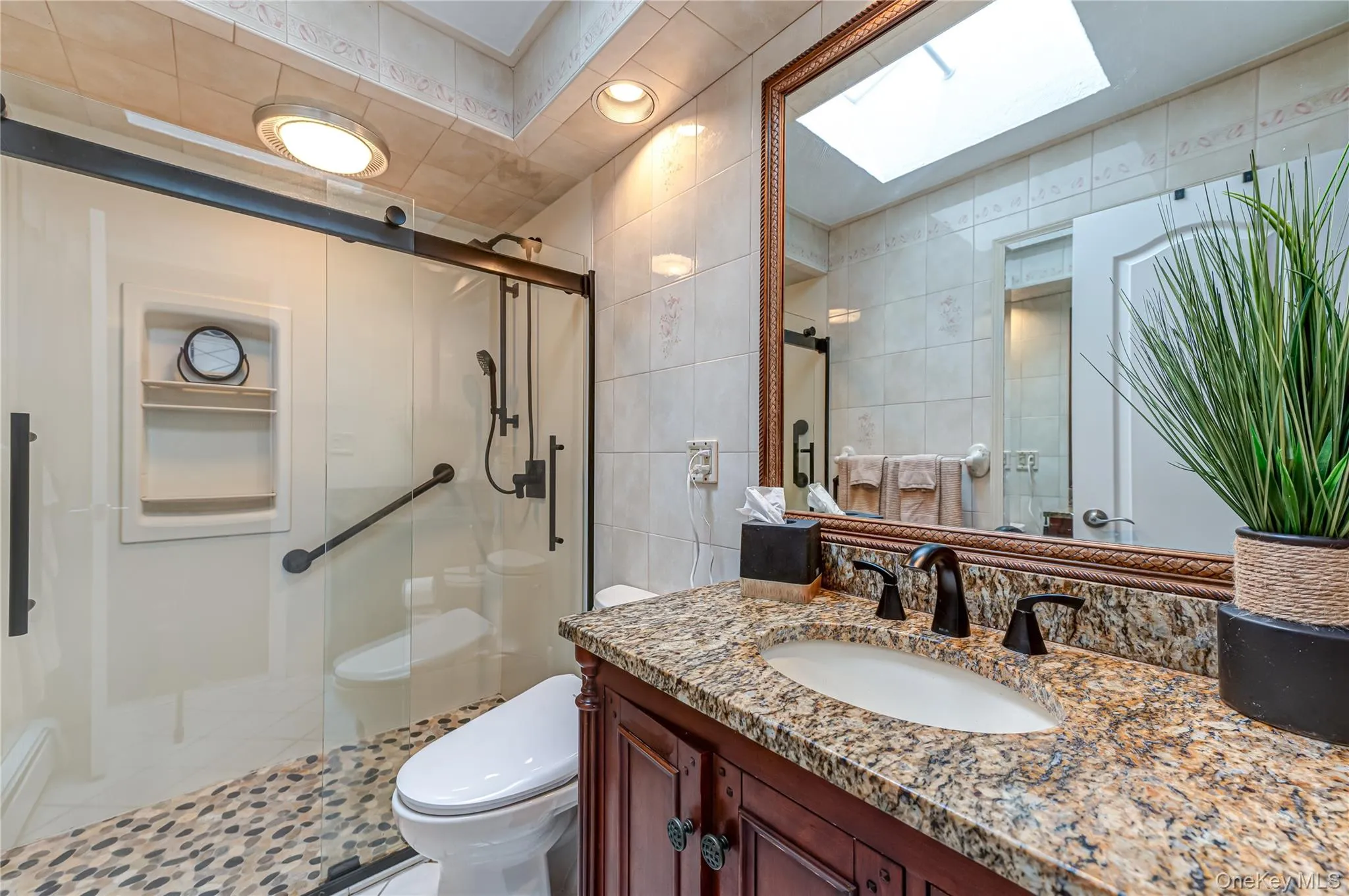 41 Oak Street, Smithtown, NY, 4 Bedrooms Bedrooms, 9 Rooms Rooms,2 BathroomsBathrooms,Residential,For Rent,Oak,0,1028706 41 Oak Street, Smithtown, NY, 4 Bedrooms Bedrooms, 9 Rooms Rooms,2 BathroomsBathrooms,Residential,For Rent,Oak,0,1028706