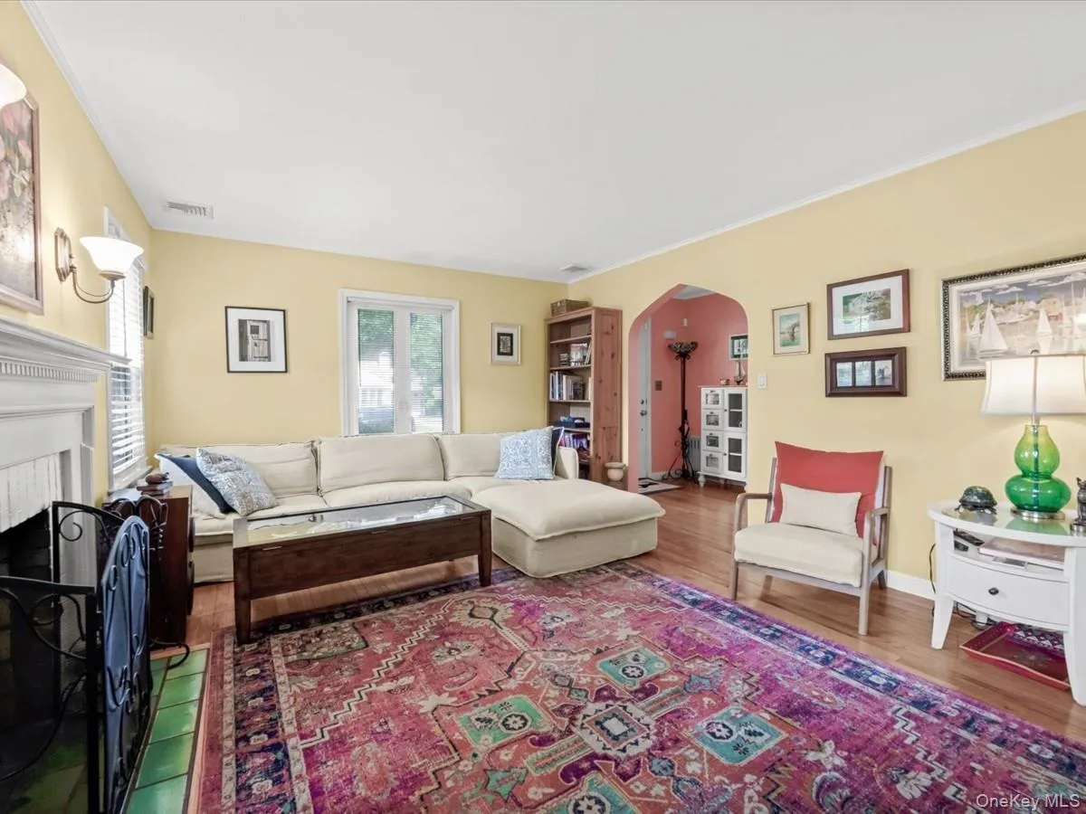 36 Francis Terrace, Glen Cove, NY, 3 Bedrooms Bedrooms, 6 Rooms Rooms,2 BathroomsBathrooms,Residential,For Rent,Francis,0,1028709 36 Francis Terrace, Glen Cove, NY, 3 Bedrooms Bedrooms, 6 Rooms Rooms,2 BathroomsBathrooms,Residential,For Rent,Francis,0,1028709