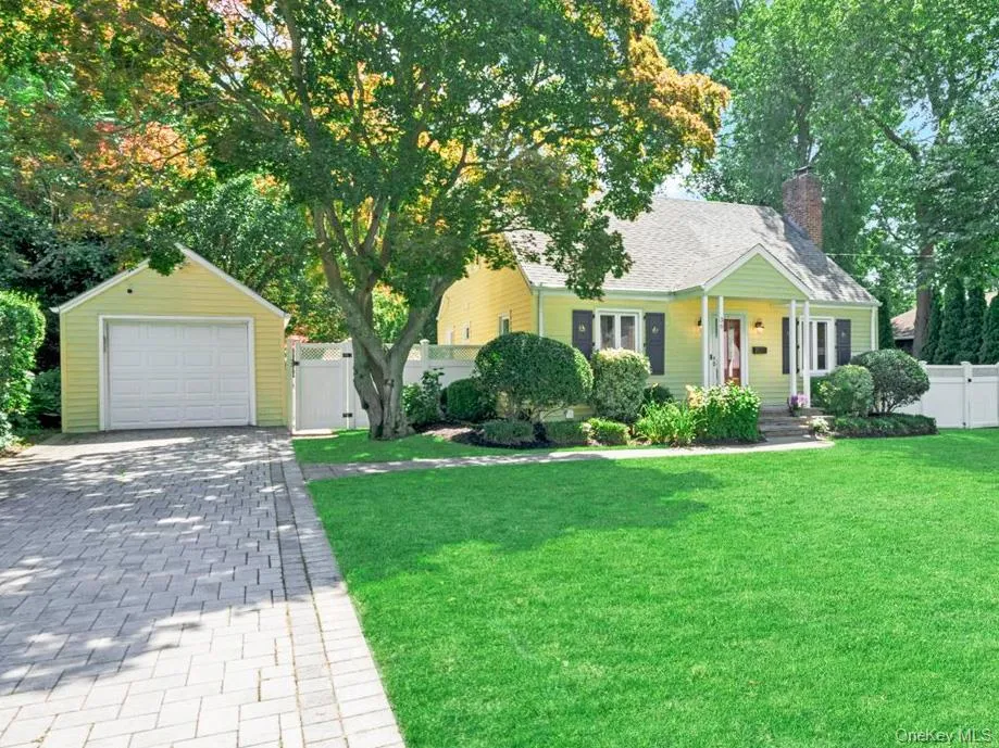 36 Francis Terrace, Glen Cove, NY, 3 Bedrooms Bedrooms, 6 Rooms Rooms,2 BathroomsBathrooms,Residential,For Rent,Francis,0,1028709 36 Francis Terrace, Glen Cove, NY, 3 Bedrooms Bedrooms, 6 Rooms Rooms,2 BathroomsBathrooms,Residential,For Rent,Francis,0,1028709