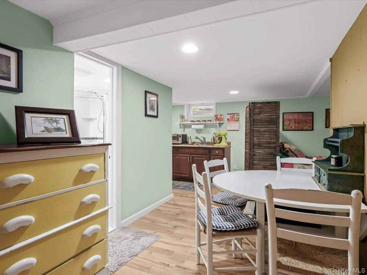 36 Francis Terrace, Glen Cove, NY, 3 Bedrooms Bedrooms, 6 Rooms Rooms,2 BathroomsBathrooms,Residential,For Rent,Francis,0,1028709 36 Francis Terrace, Glen Cove, NY, 3 Bedrooms Bedrooms, 6 Rooms Rooms,2 BathroomsBathrooms,Residential,For Rent,Francis,0,1028709