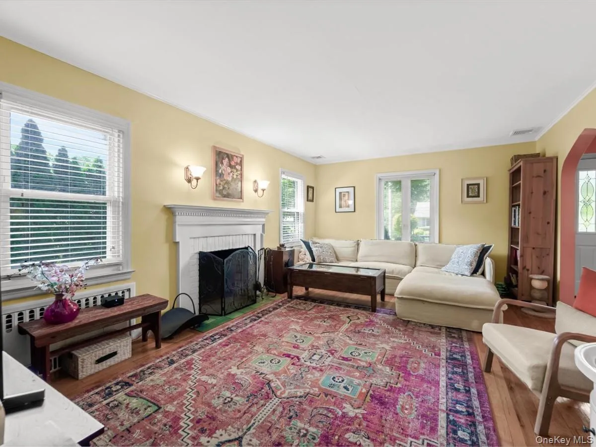 36 Francis Terrace, Glen Cove, NY, 3 Bedrooms Bedrooms, 6 Rooms Rooms,2 BathroomsBathrooms,Residential,For Rent,Francis,0,1028709 36 Francis Terrace, Glen Cove, NY, 3 Bedrooms Bedrooms, 6 Rooms Rooms,2 BathroomsBathrooms,Residential,For Rent,Francis,0,1028709
