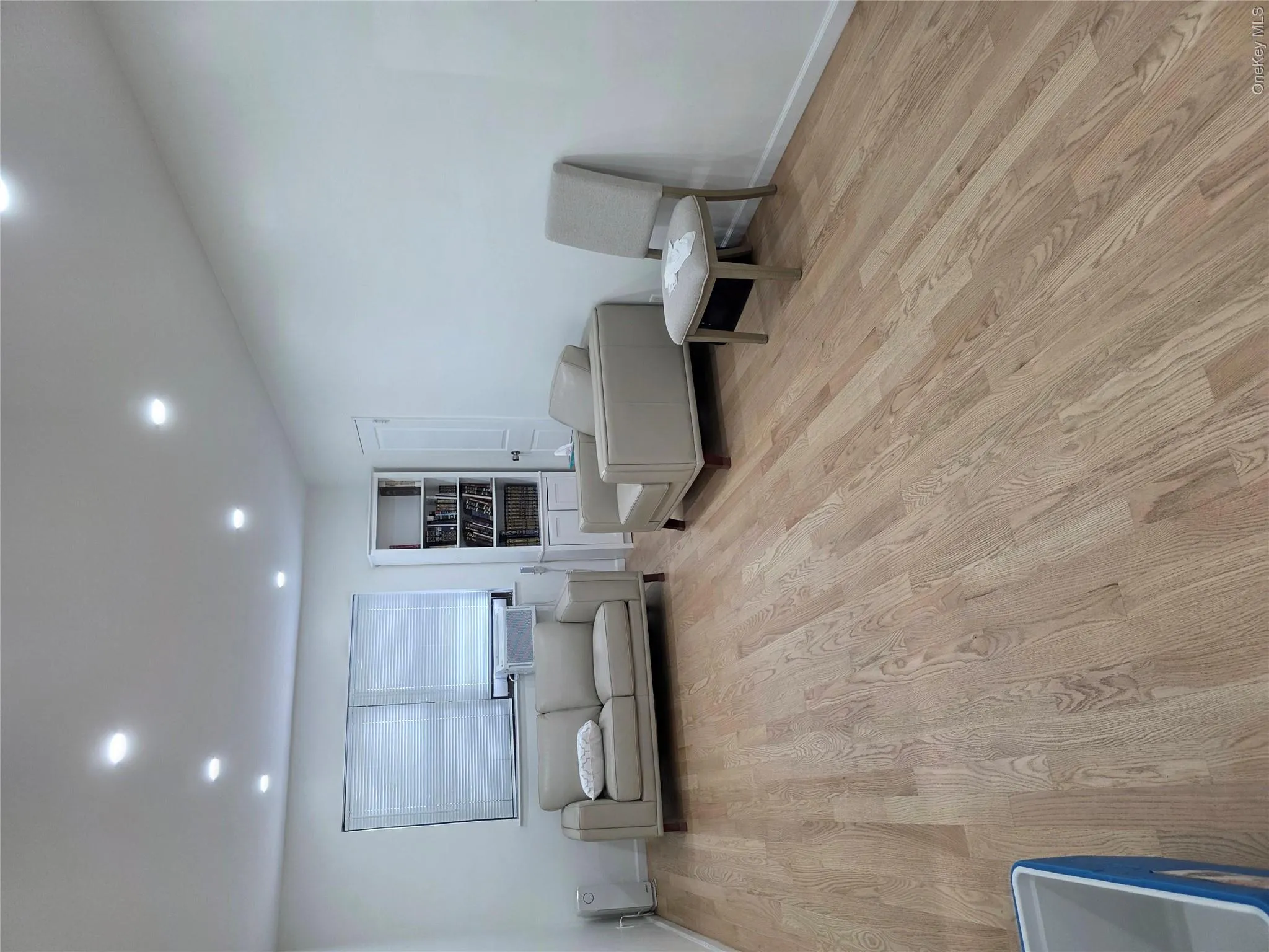 71-37 Vleigh Place, New York, NY, 2 Bedrooms Bedrooms, 6 Rooms Rooms,1 BathroomBathrooms,Residential,For Rent,Vleigh,0,1028714 71-37 Vleigh Place, New York, NY, 2 Bedrooms Bedrooms, 6 Rooms Rooms,1 BathroomBathrooms,Residential,For Rent,Vleigh,0,1028714
