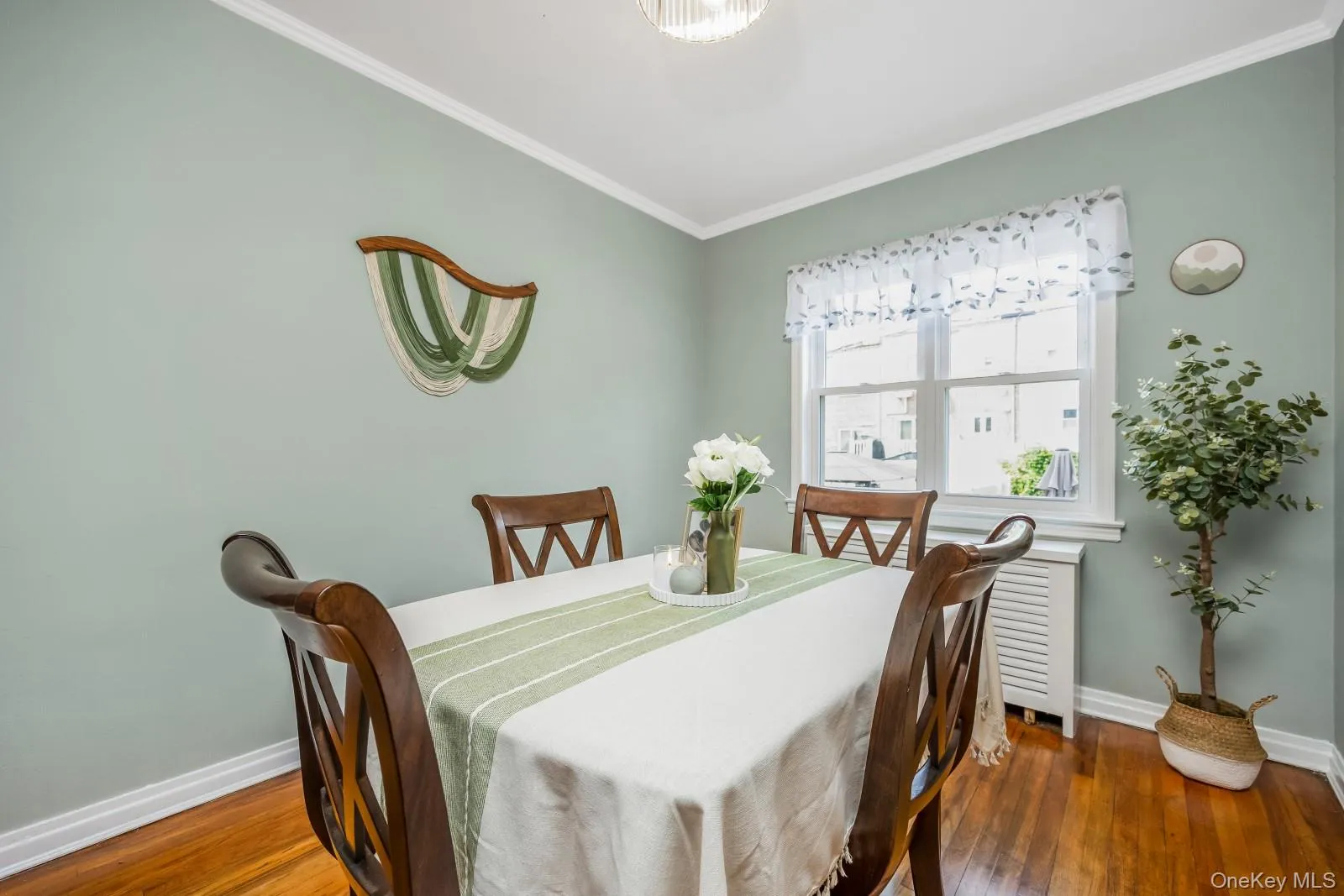 58-40 80th Street, New York, NY, 2 Bedrooms Bedrooms, 8 Rooms Rooms,1 BathroomBathrooms,Residential,For Rent,80th,0,1028723 58-40 80th Street, New York, NY, 2 Bedrooms Bedrooms, 8 Rooms Rooms,1 BathroomBathrooms,Residential,For Rent,80th,0,1028723