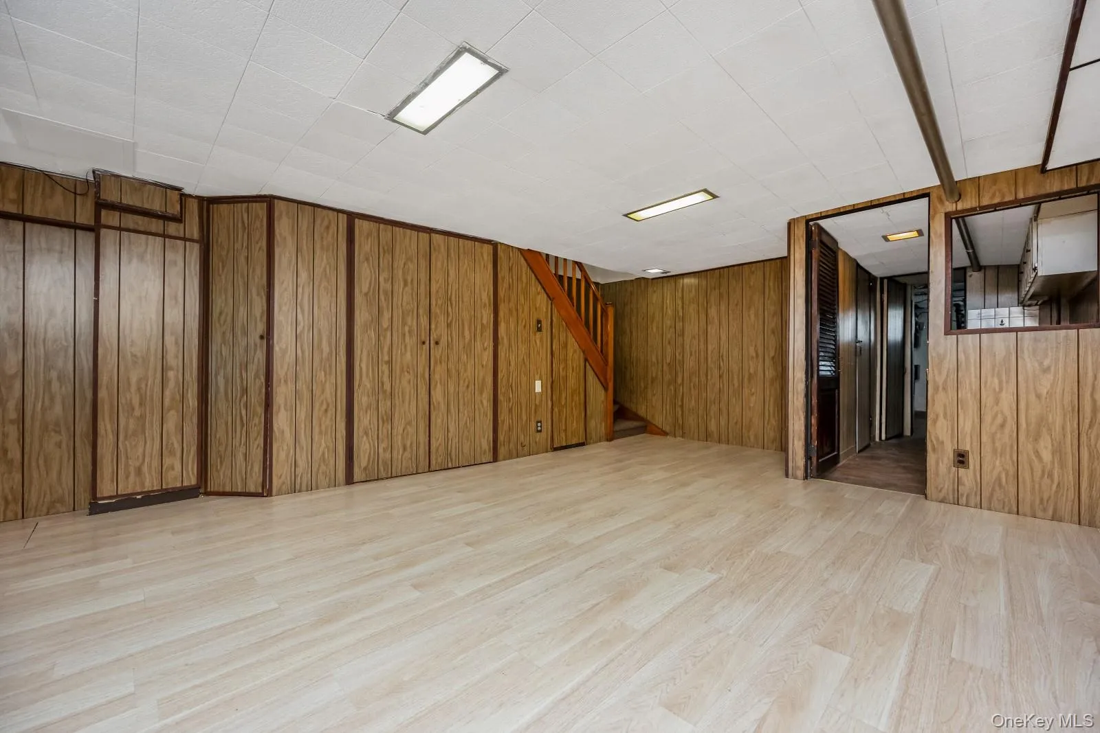 58-40 80th Street, New York, NY, 2 Bedrooms Bedrooms, 8 Rooms Rooms,1 BathroomBathrooms,Residential,For Rent,80th,0,1028723 58-40 80th Street, New York, NY, 2 Bedrooms Bedrooms, 8 Rooms Rooms,1 BathroomBathrooms,Residential,For Rent,80th,0,1028723