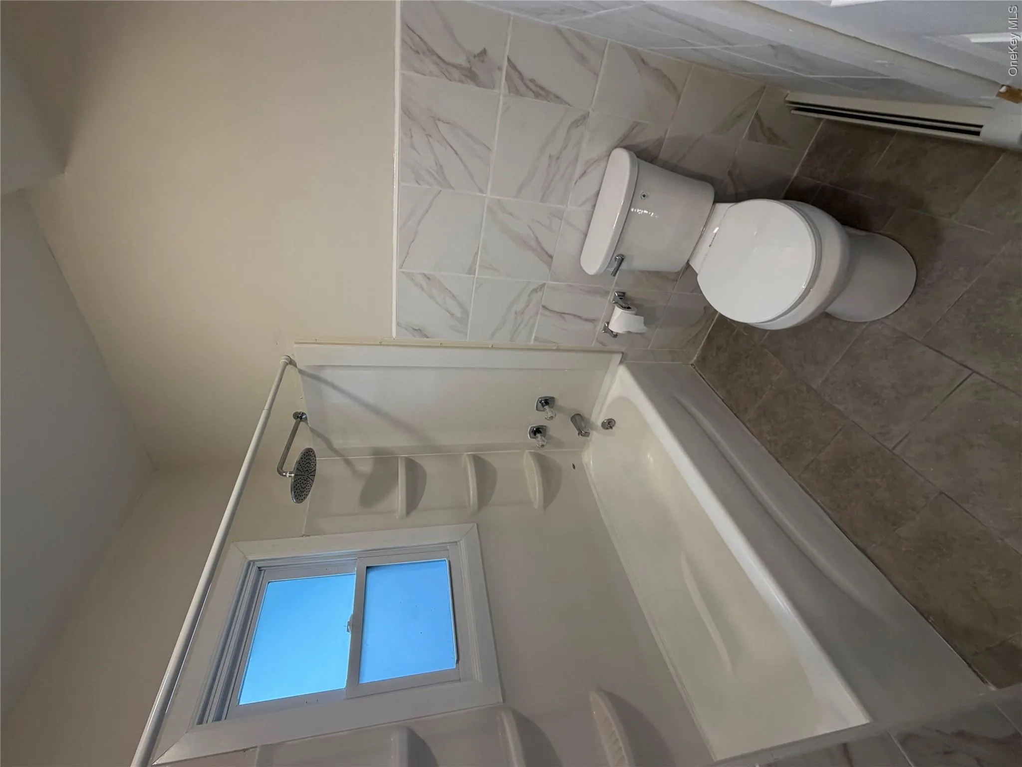 14 Perkal Street, Islip, NY, 3 Bedrooms Bedrooms, 6 Rooms Rooms,2 BathroomsBathrooms,Residential Lease,For Rent,Perkal,0,1028726 14 Perkal Street, Islip, NY, 3 Bedrooms Bedrooms, 6 Rooms Rooms,2 BathroomsBathrooms,Residential Lease,For Rent,Perkal,0,1028726