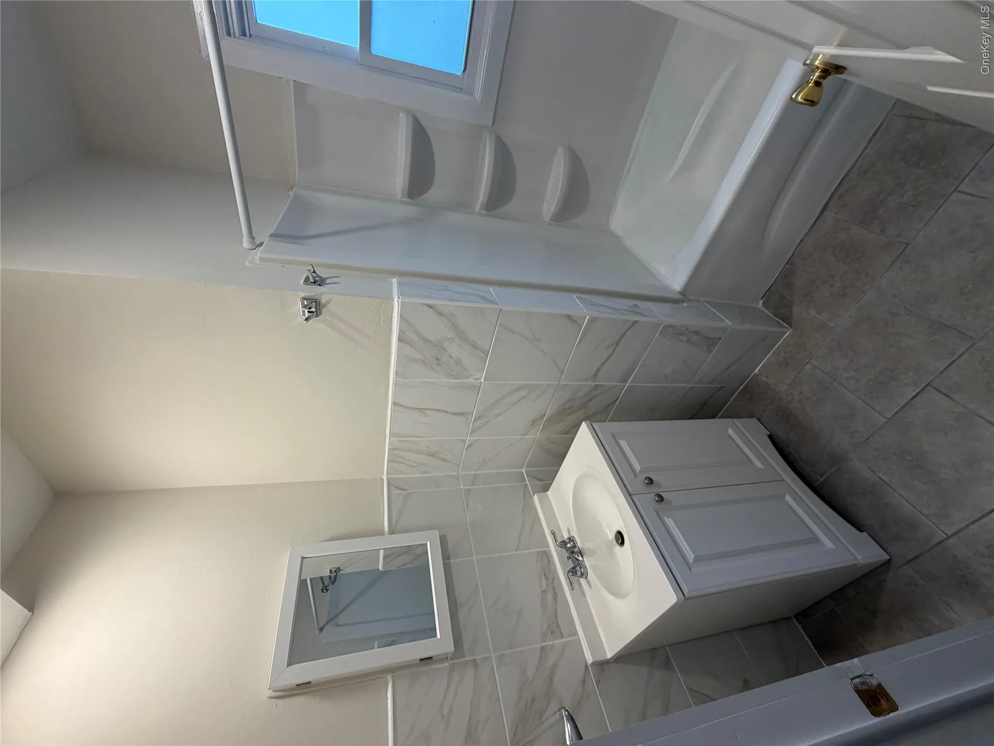 14 Perkal Street, Islip, NY, 3 Bedrooms Bedrooms, 6 Rooms Rooms,2 BathroomsBathrooms,Residential Lease,For Rent,Perkal,0,1028726 14 Perkal Street, Islip, NY, 3 Bedrooms Bedrooms, 6 Rooms Rooms,2 BathroomsBathrooms,Residential Lease,For Rent,Perkal,0,1028726