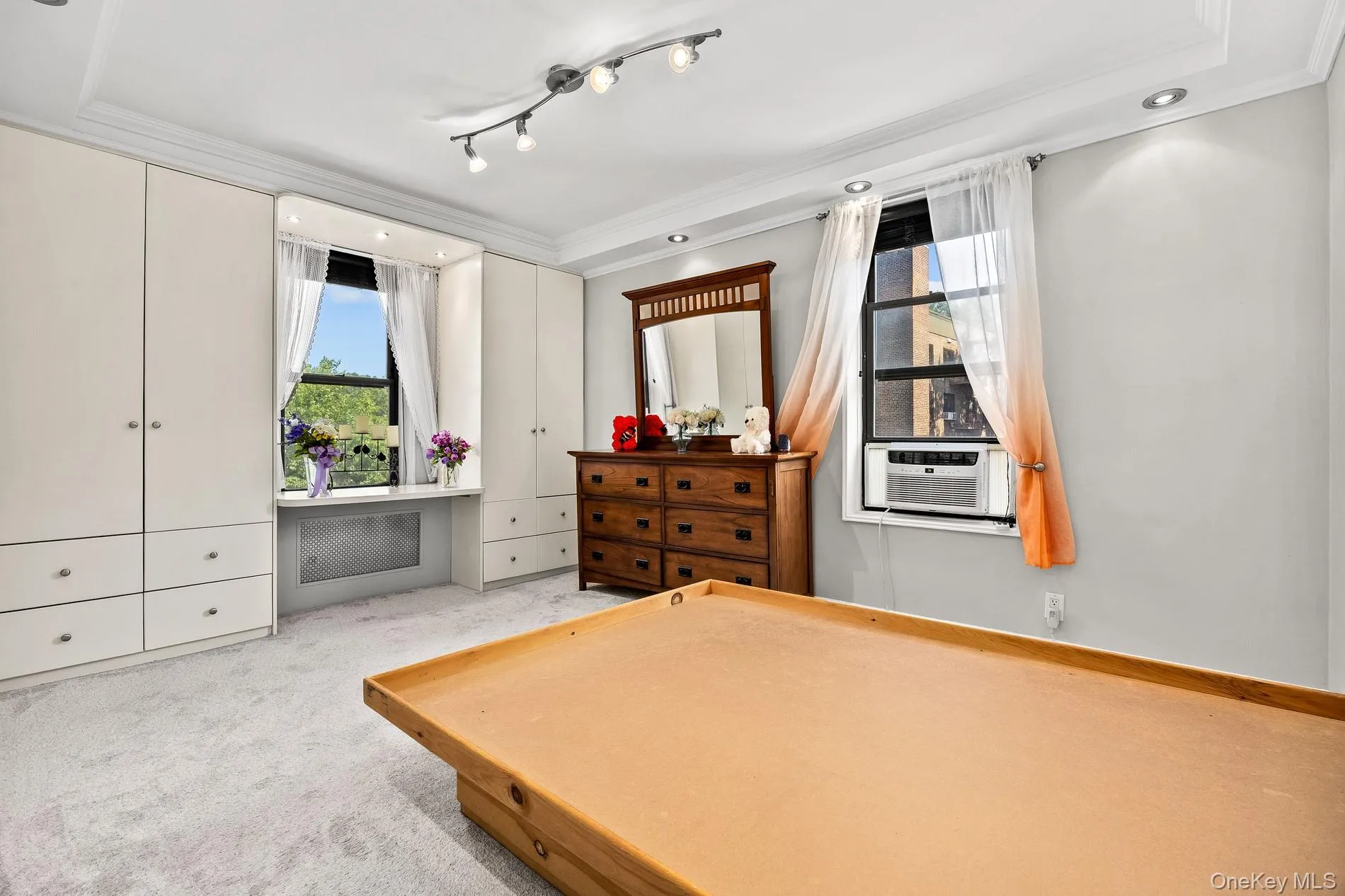 83-25 98 Street, New York, NY, 2 Bedrooms Bedrooms, 5 Rooms Rooms,1 BathroomBathrooms,Residential,For Rent,98,0,1028731 83-25 98 Street, New York, NY, 2 Bedrooms Bedrooms, 5 Rooms Rooms,1 BathroomBathrooms,Residential,For Rent,98,0,1028731