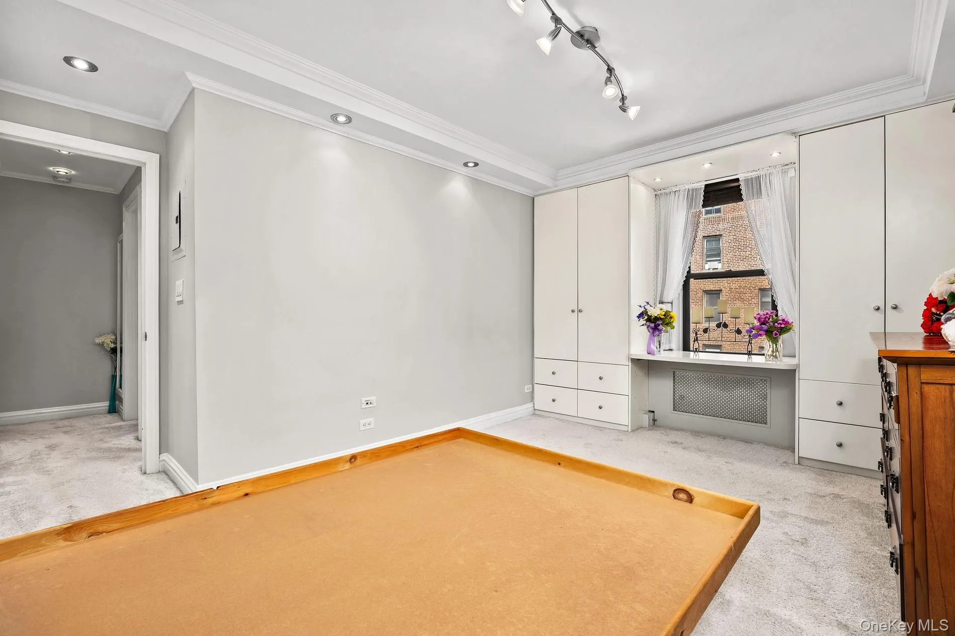 83-25 98 Street, New York, NY, 2 Bedrooms Bedrooms, 5 Rooms Rooms,1 BathroomBathrooms,Residential,For Rent,98,0,1028731 83-25 98 Street, New York, NY, 2 Bedrooms Bedrooms, 5 Rooms Rooms,1 BathroomBathrooms,Residential,For Rent,98,0,1028731